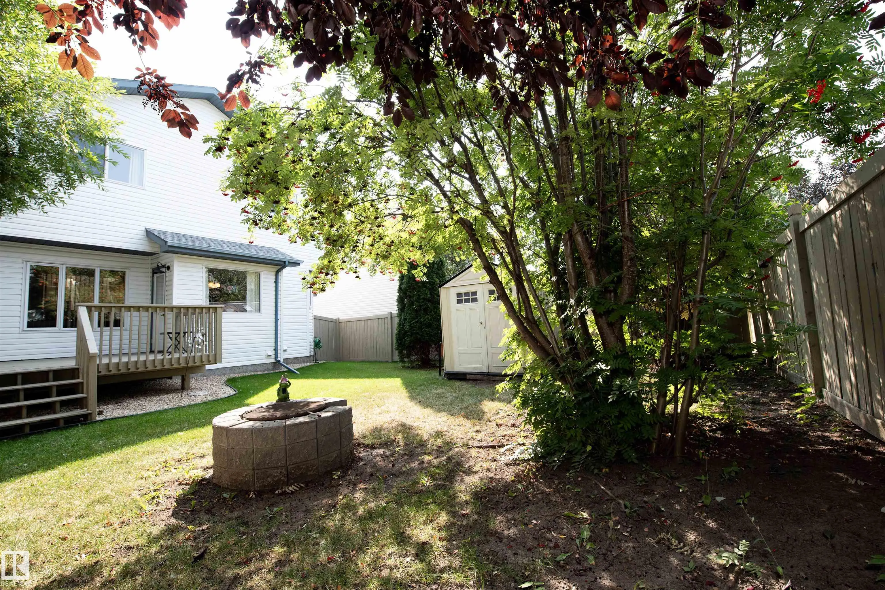 33 EASTCOTT Drive
