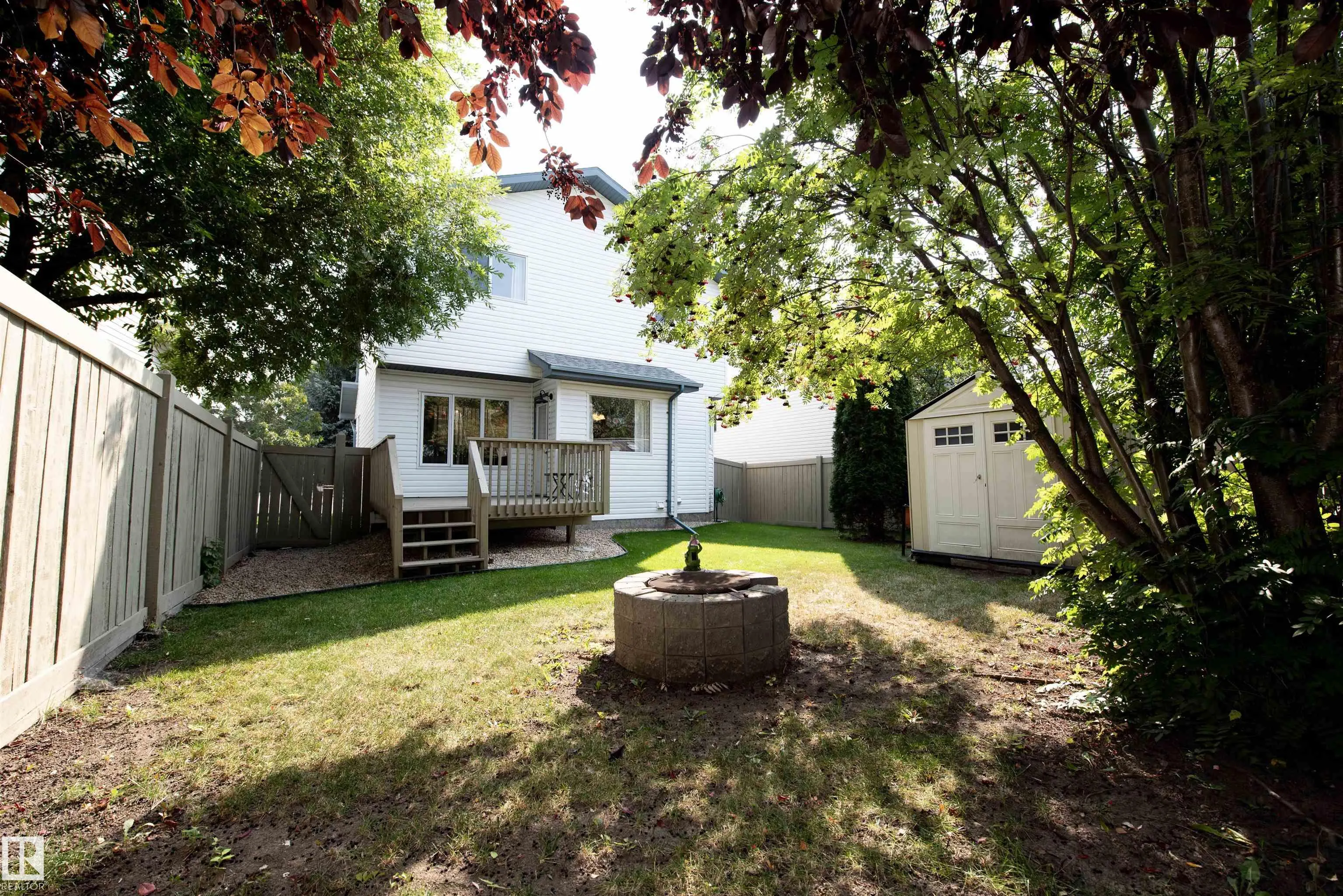 33 EASTCOTT Drive