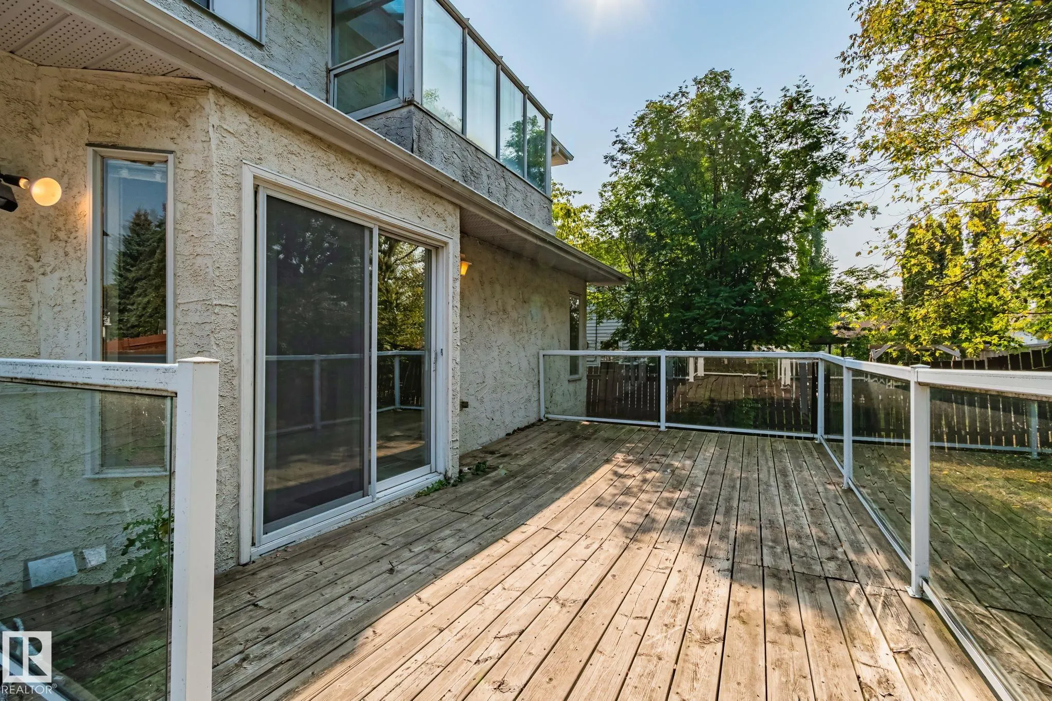 4 LEXINGTON Drive