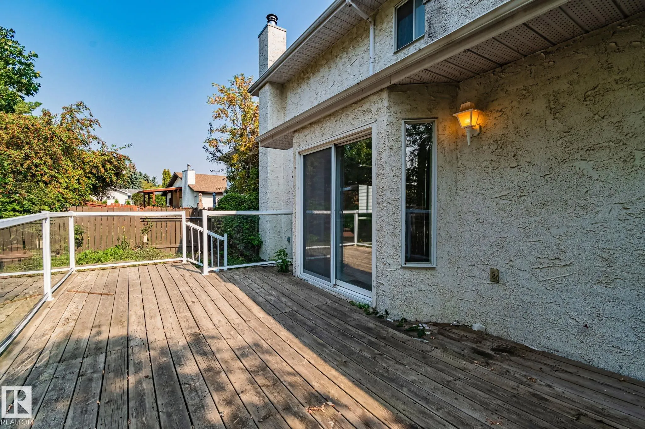 4 LEXINGTON Drive