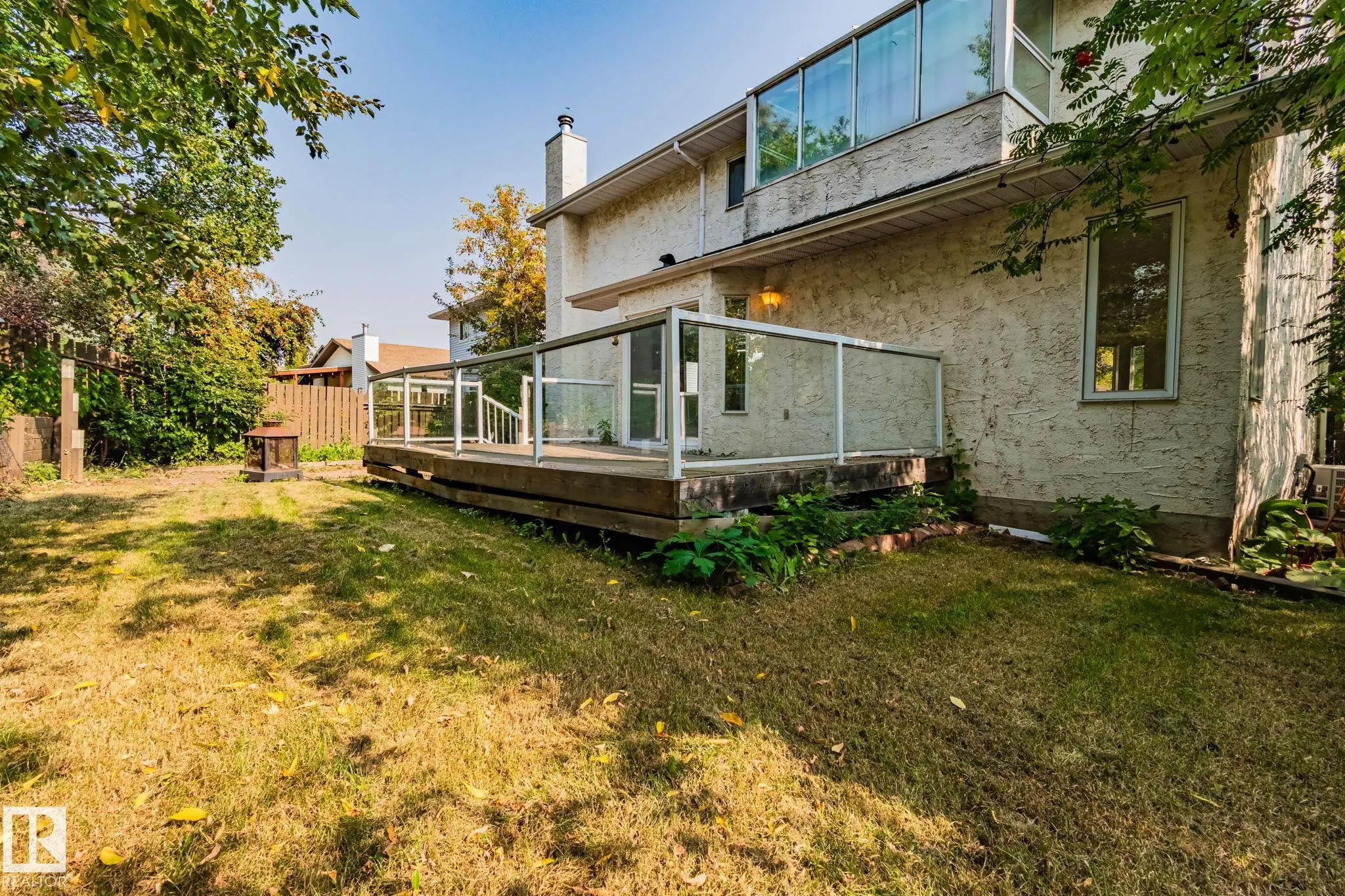 4 LEXINGTON Drive