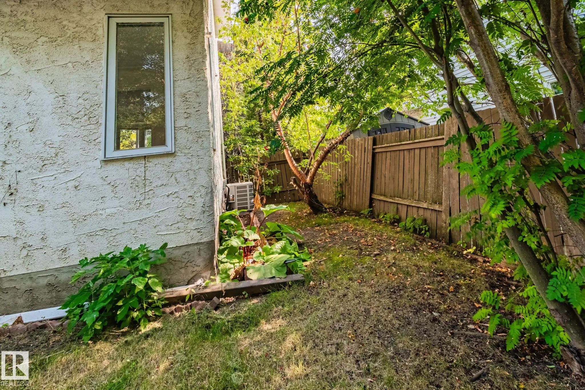 4 LEXINGTON Drive