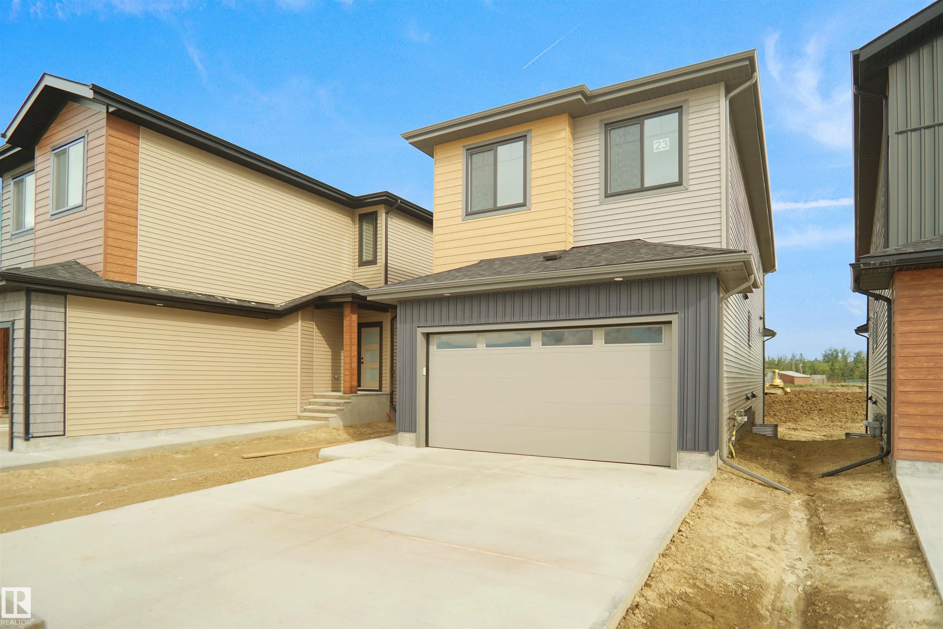 13 Axelwood Crescent