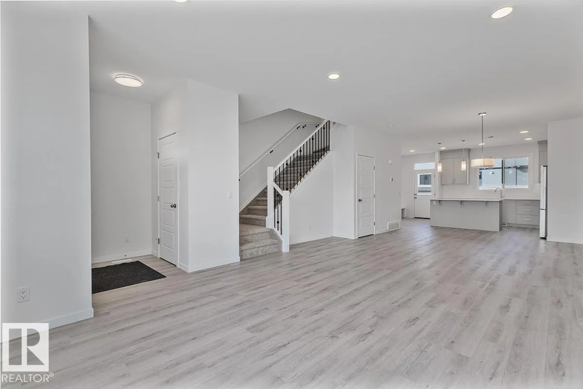 3975 WREN Loop