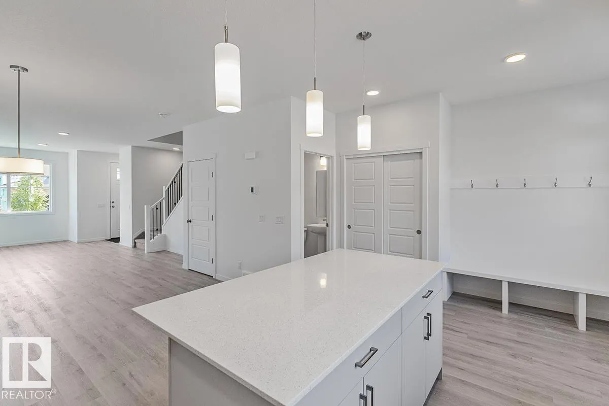 3975 WREN Loop