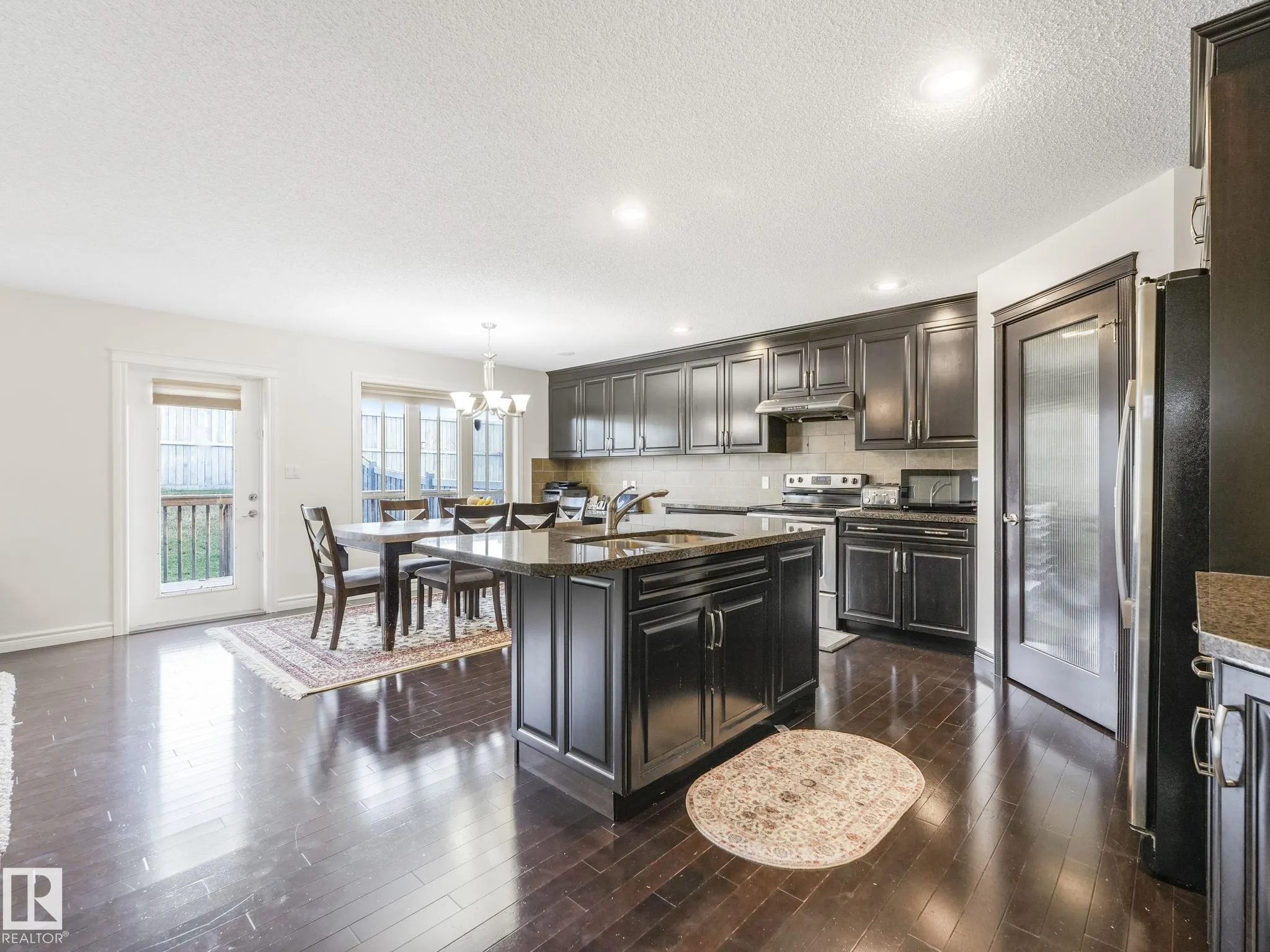 2651 ANDERSON Crescent