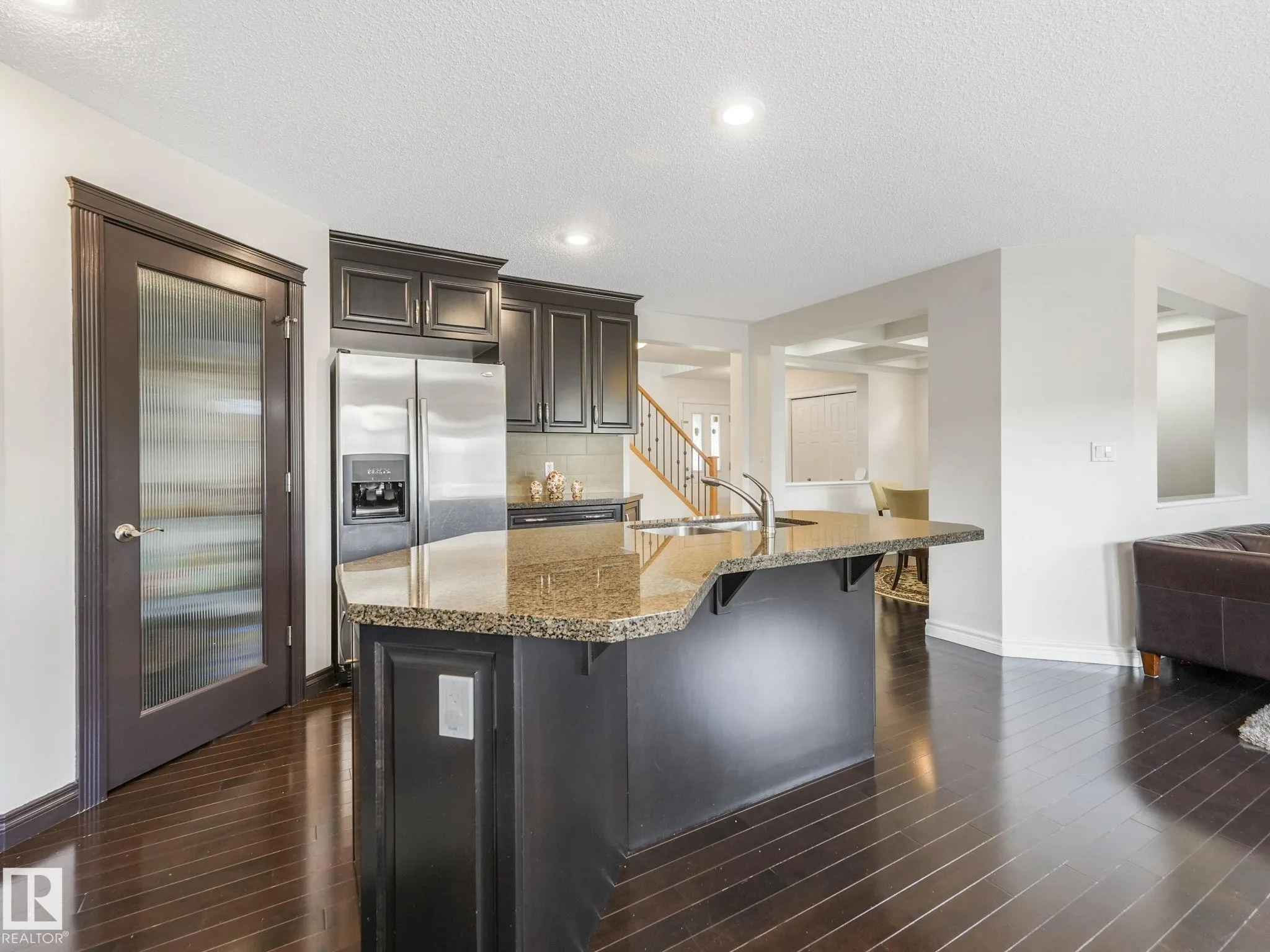 2651 ANDERSON Crescent
