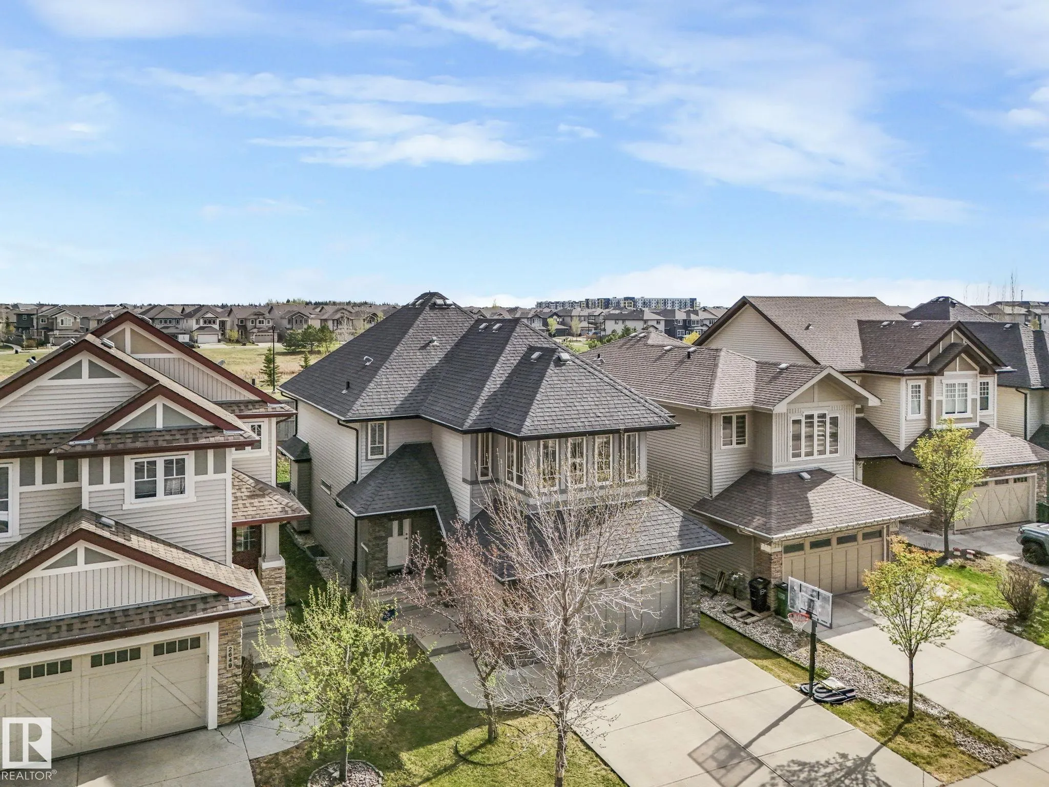 2651 ANDERSON Crescent
