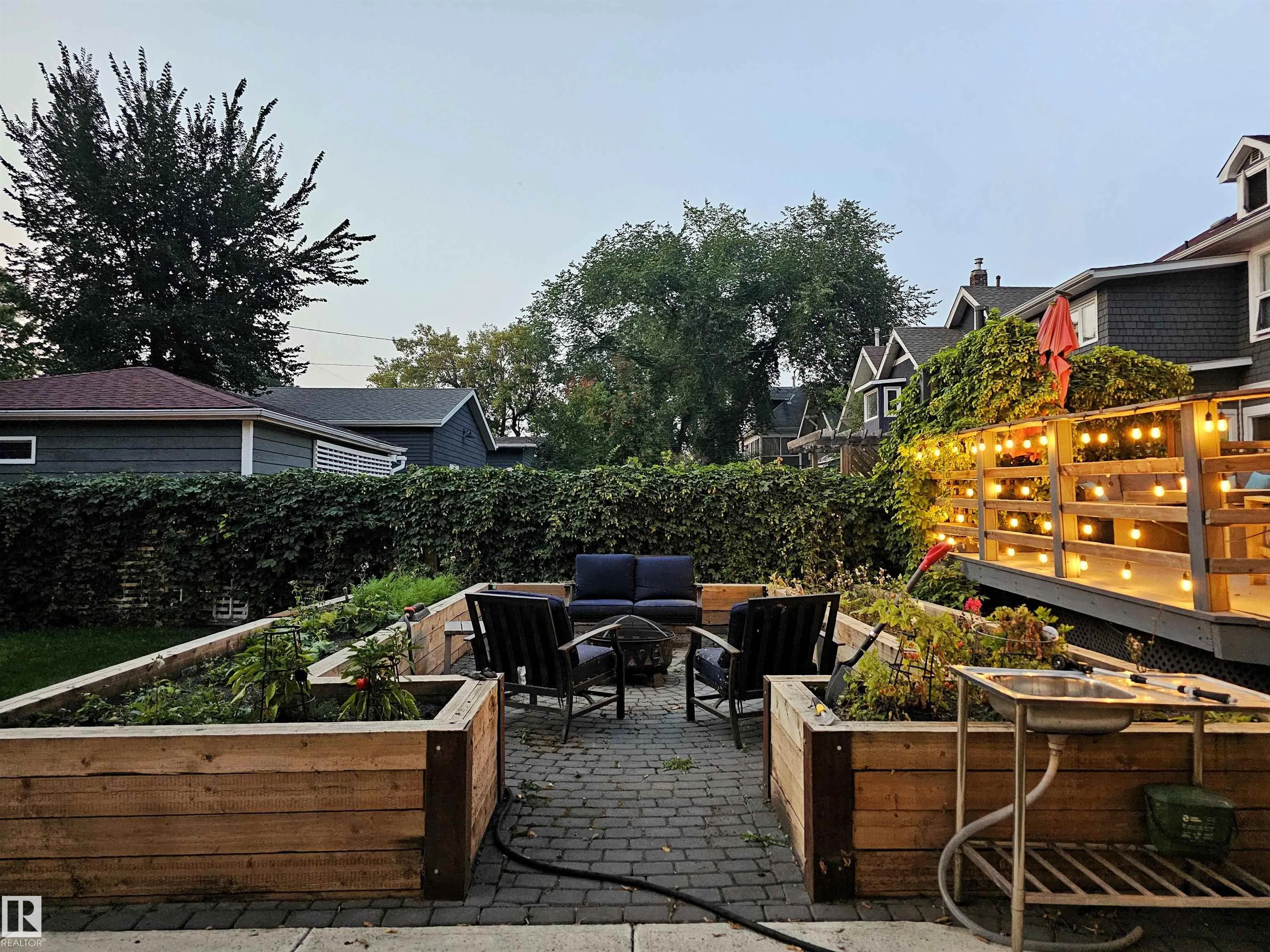 10804 125 Street