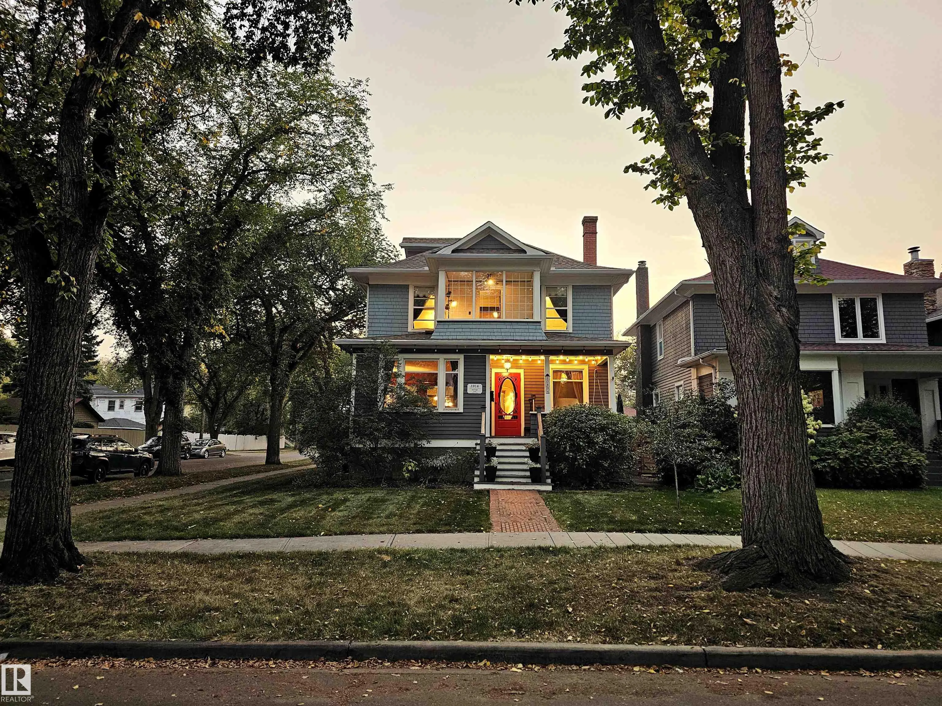 10804 125 Street