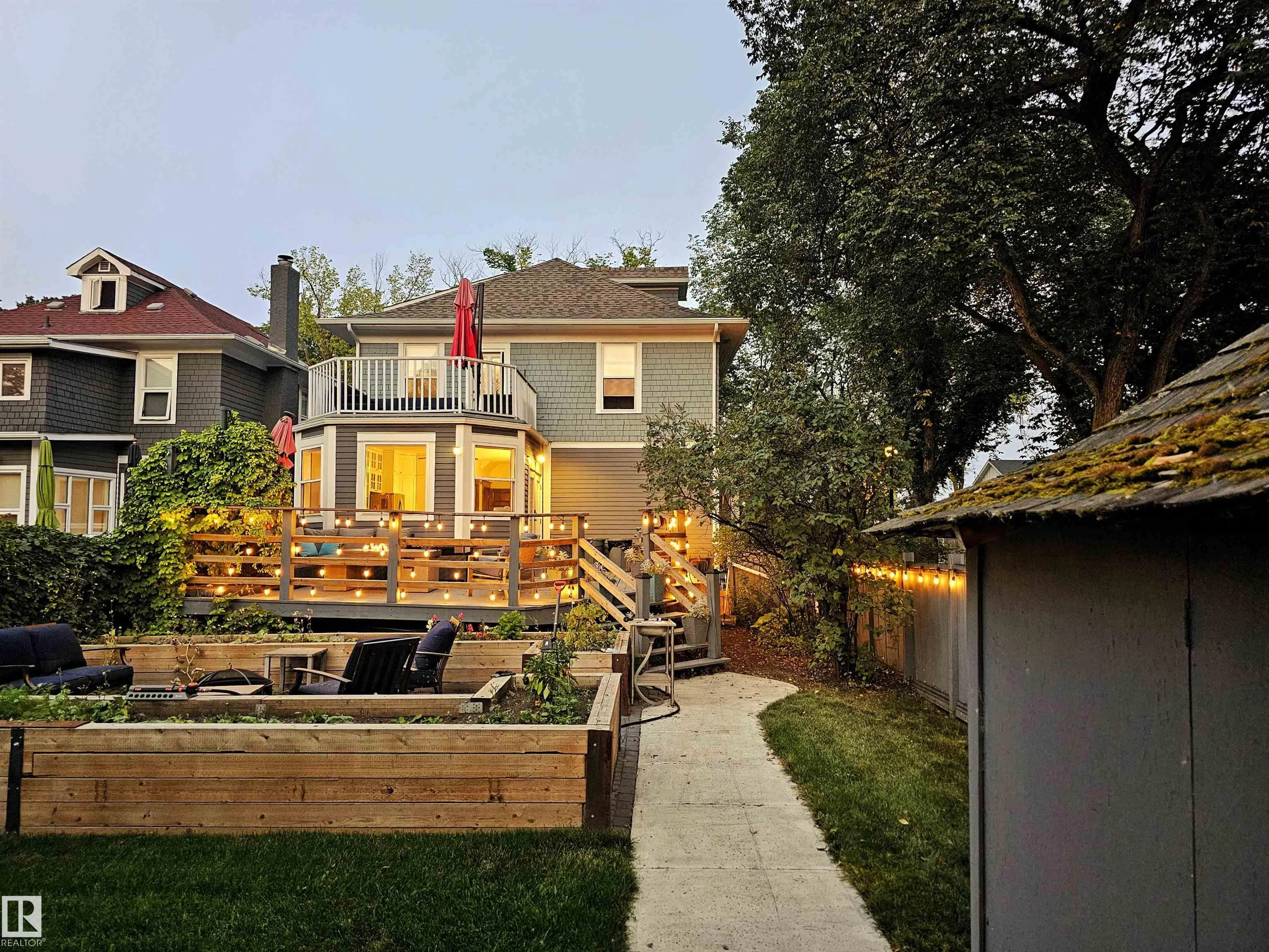 10804 125 Street