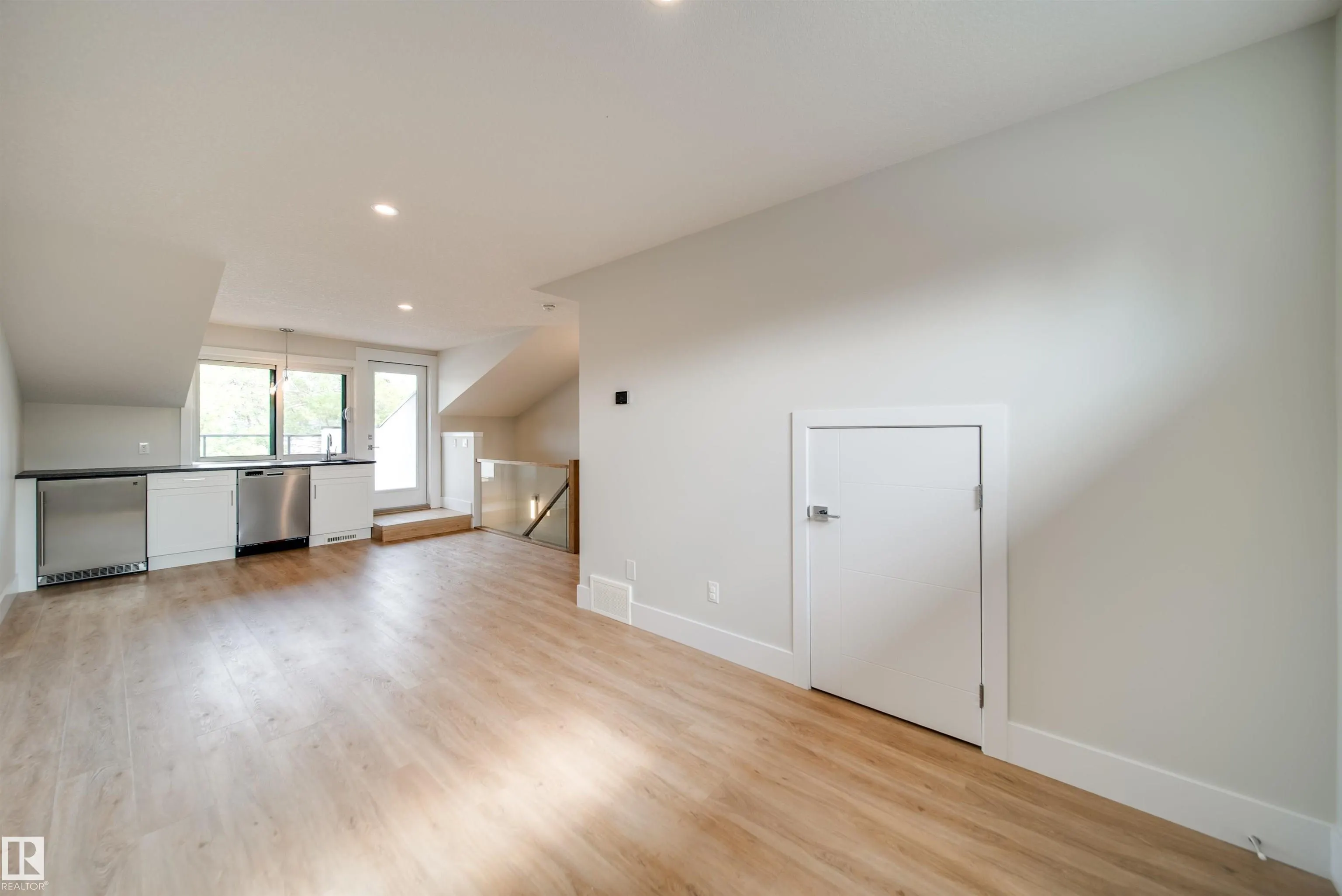 14005 105 Avenue