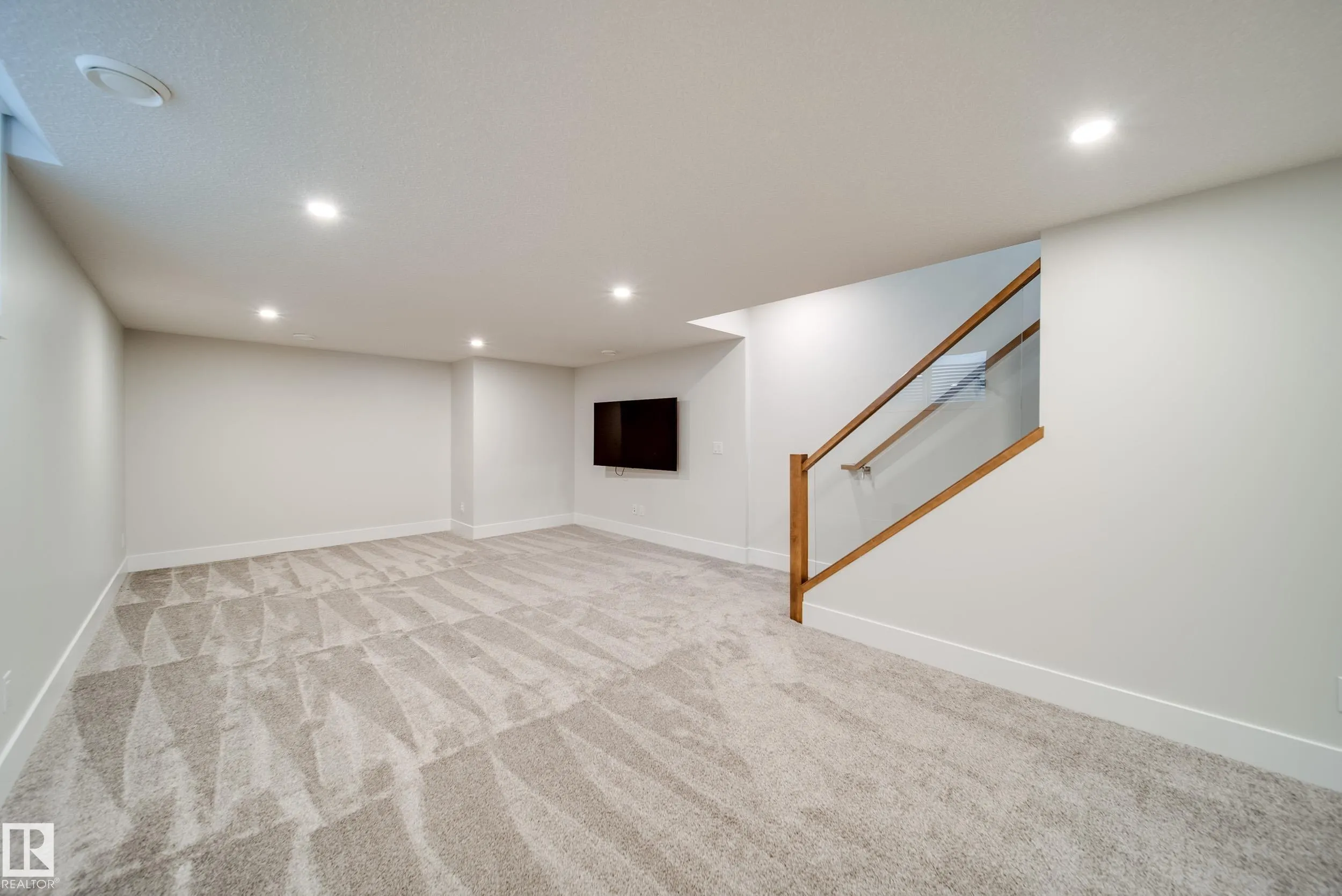 14005 105 Avenue