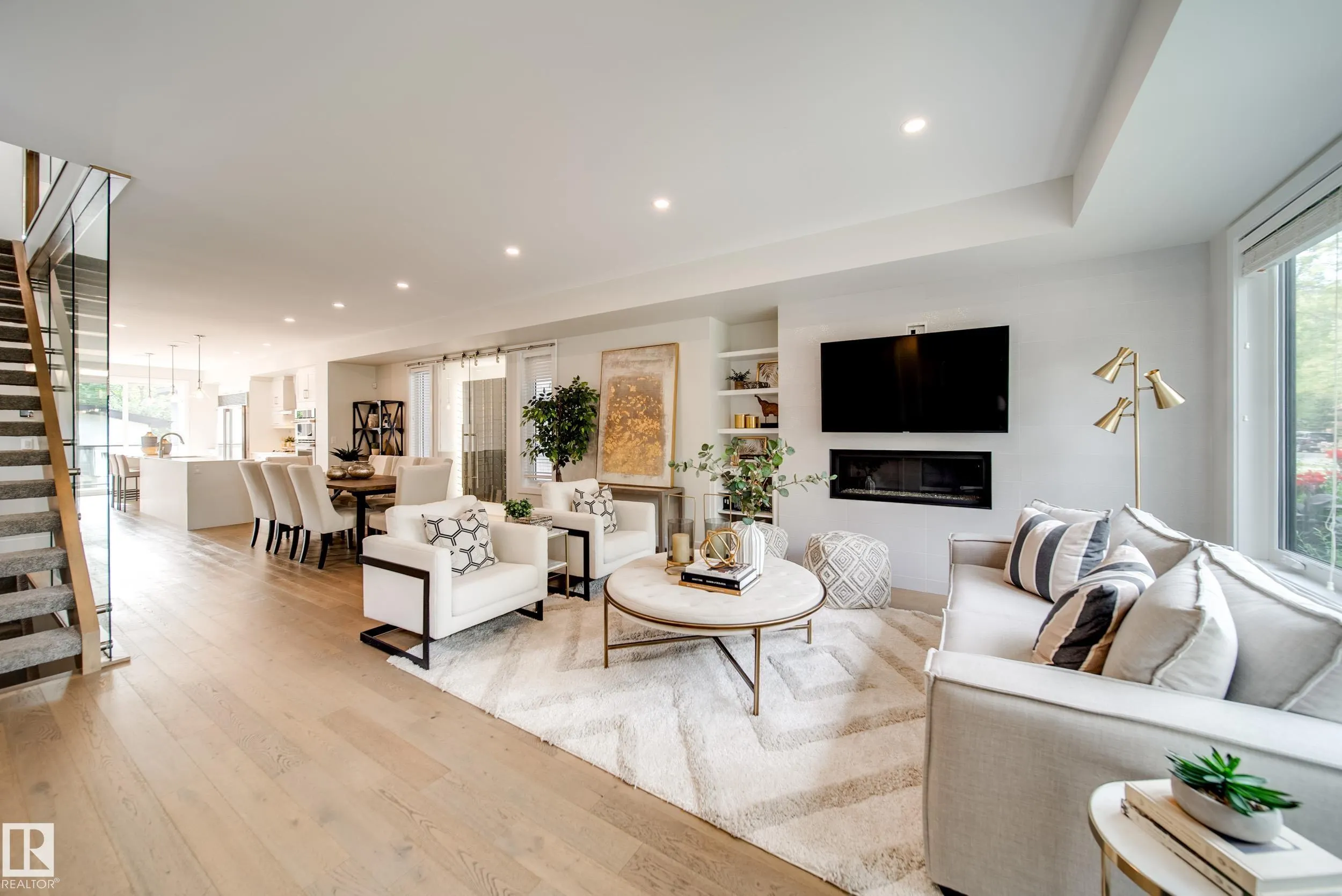 14005 105 Avenue