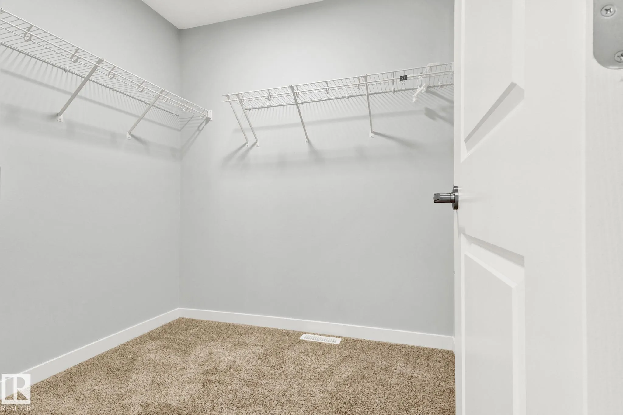 1627 PLUM CIRCLE Circle