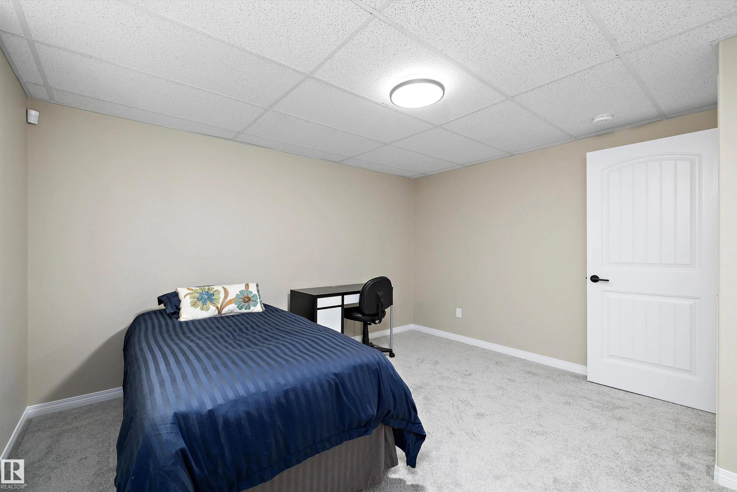 15903 132 Street