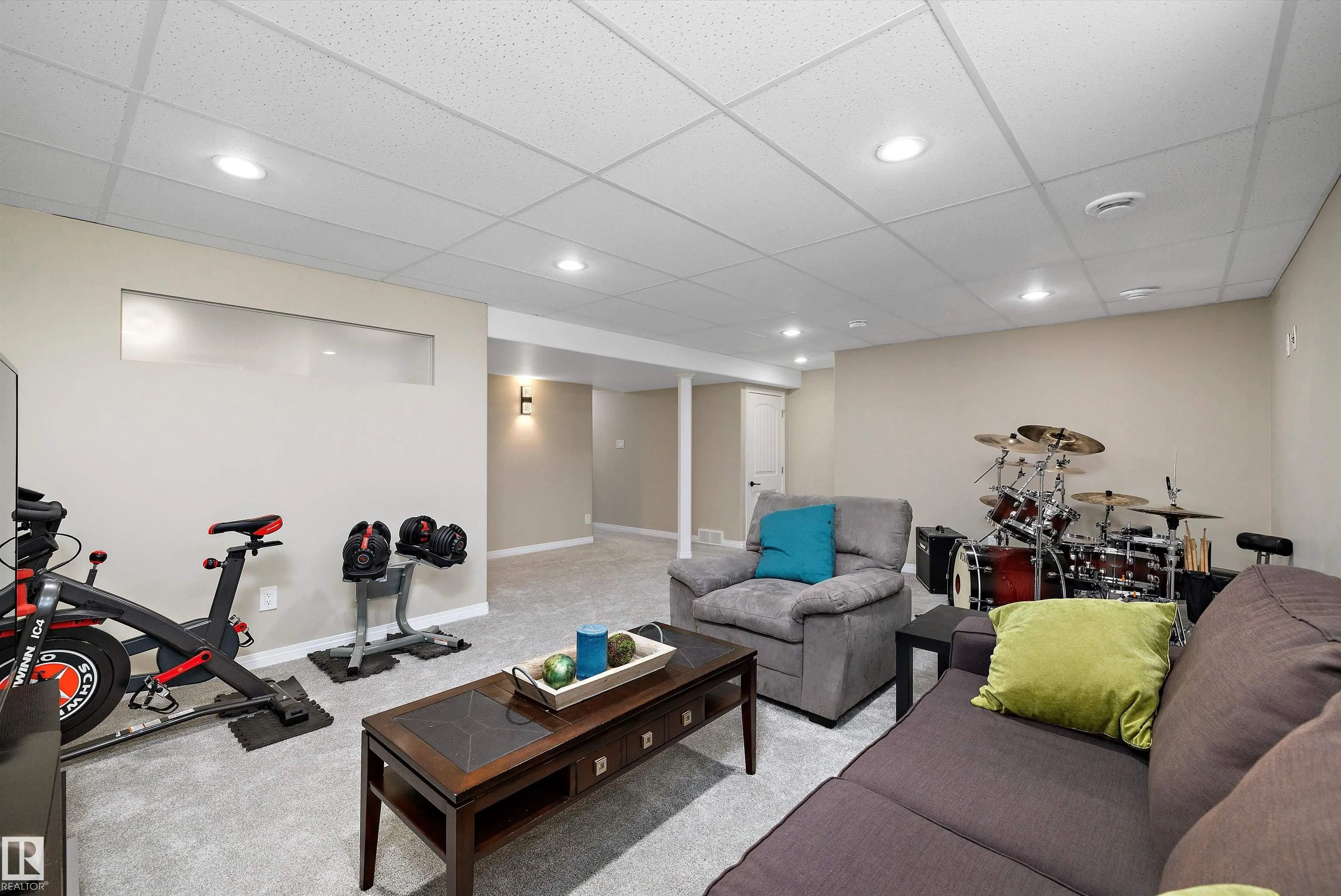 15903 132 Street