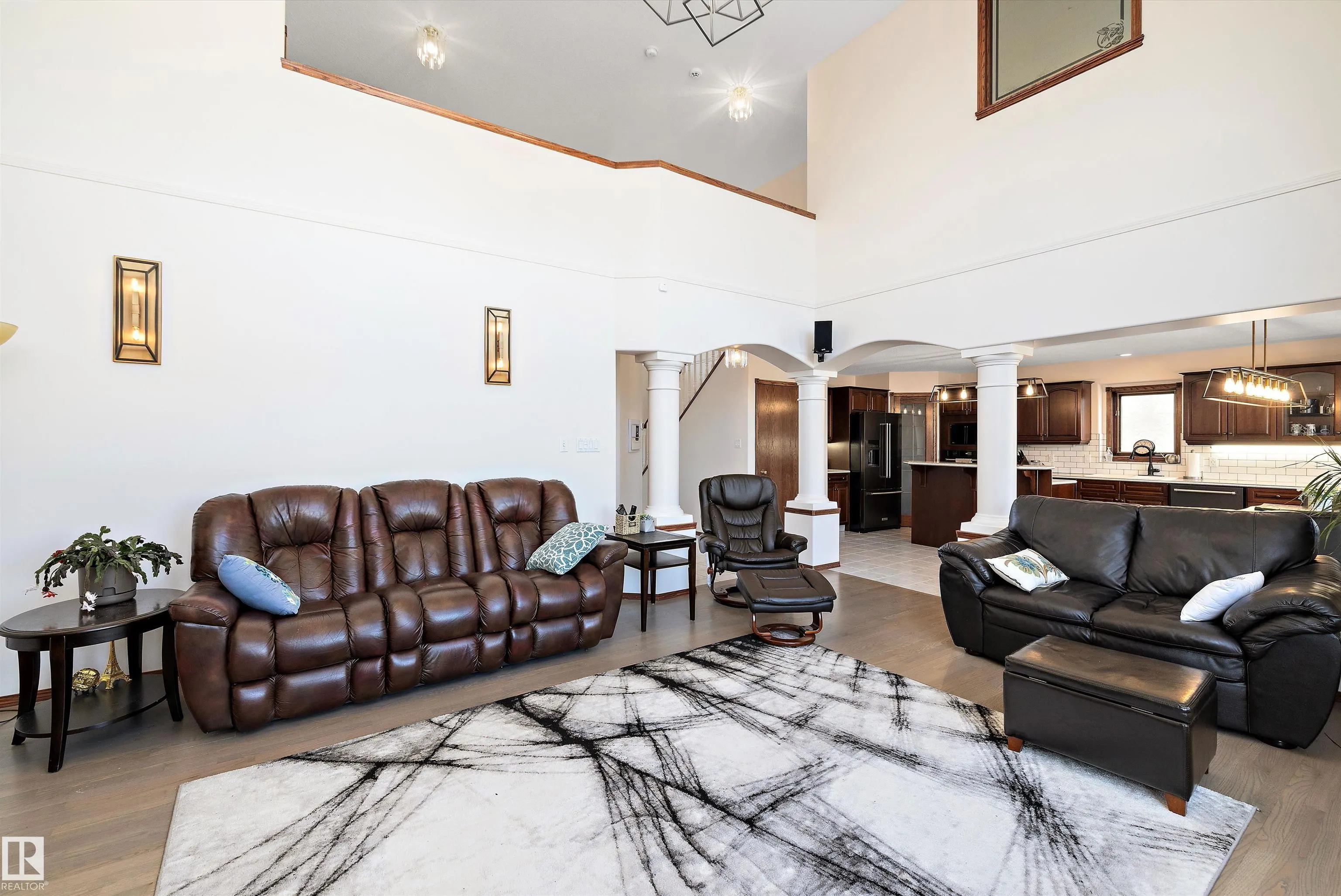 15903 132 Street