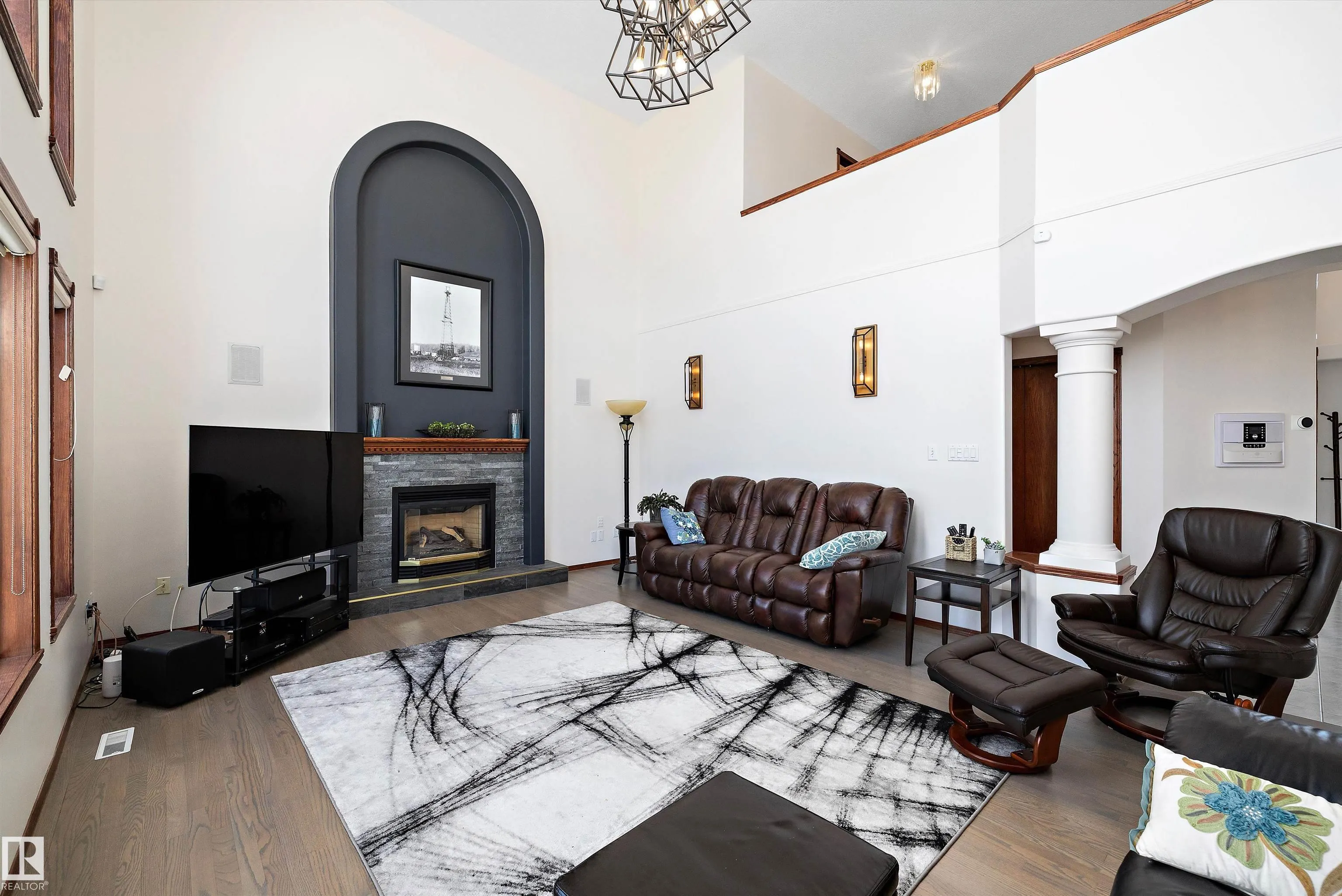 15903 132 Street