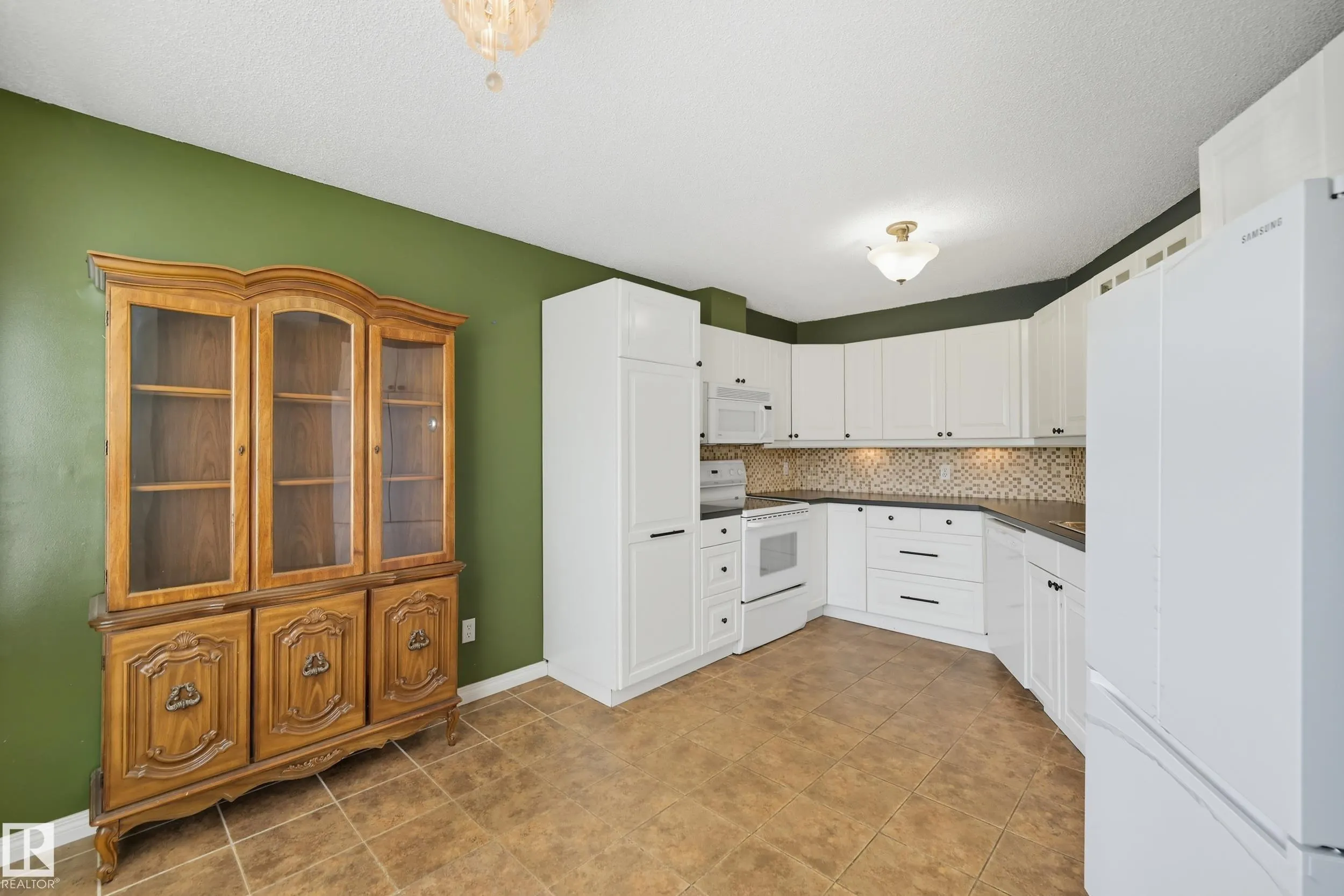 603 YOUVILLE Drive