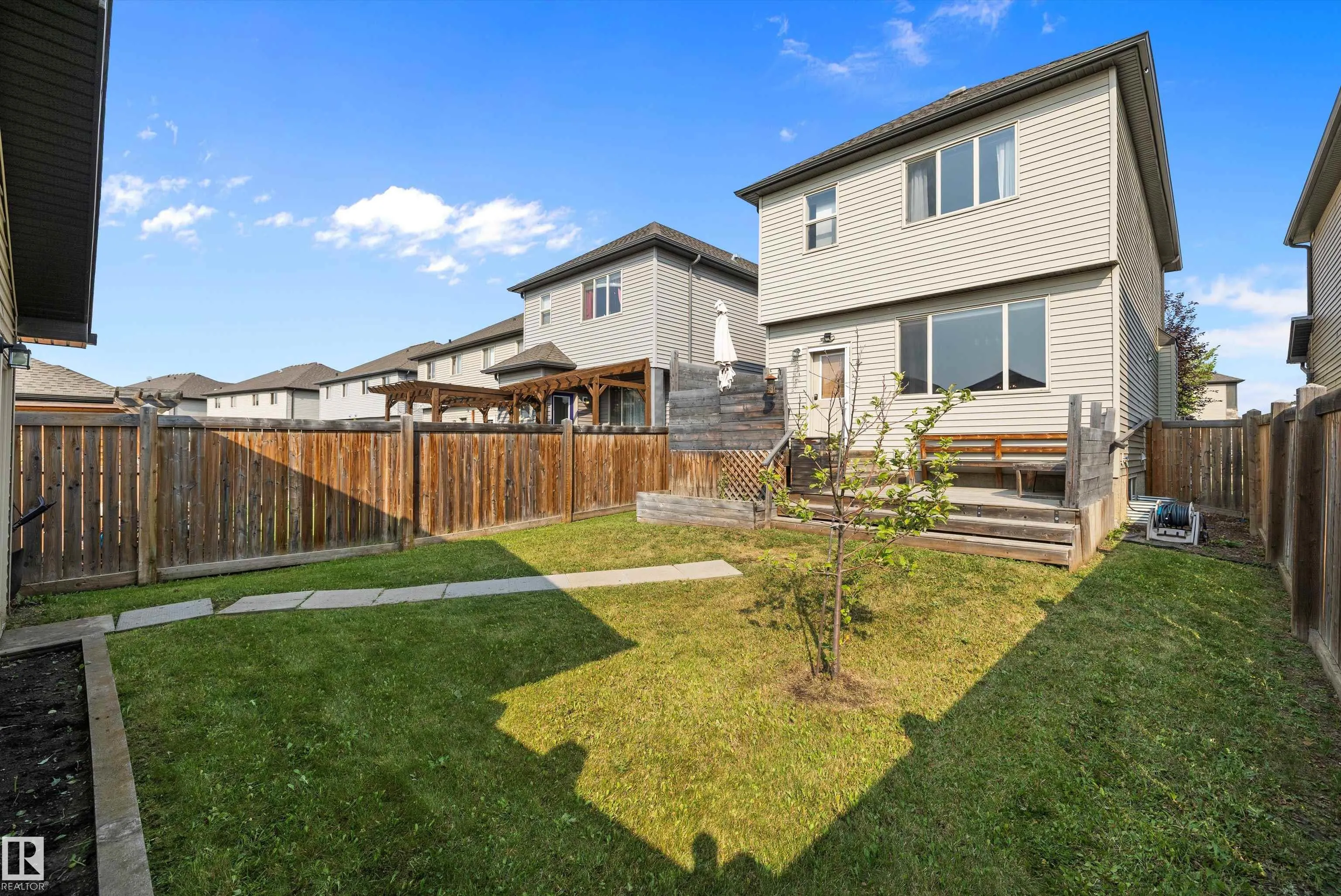 84 GREENBURY Boulevard