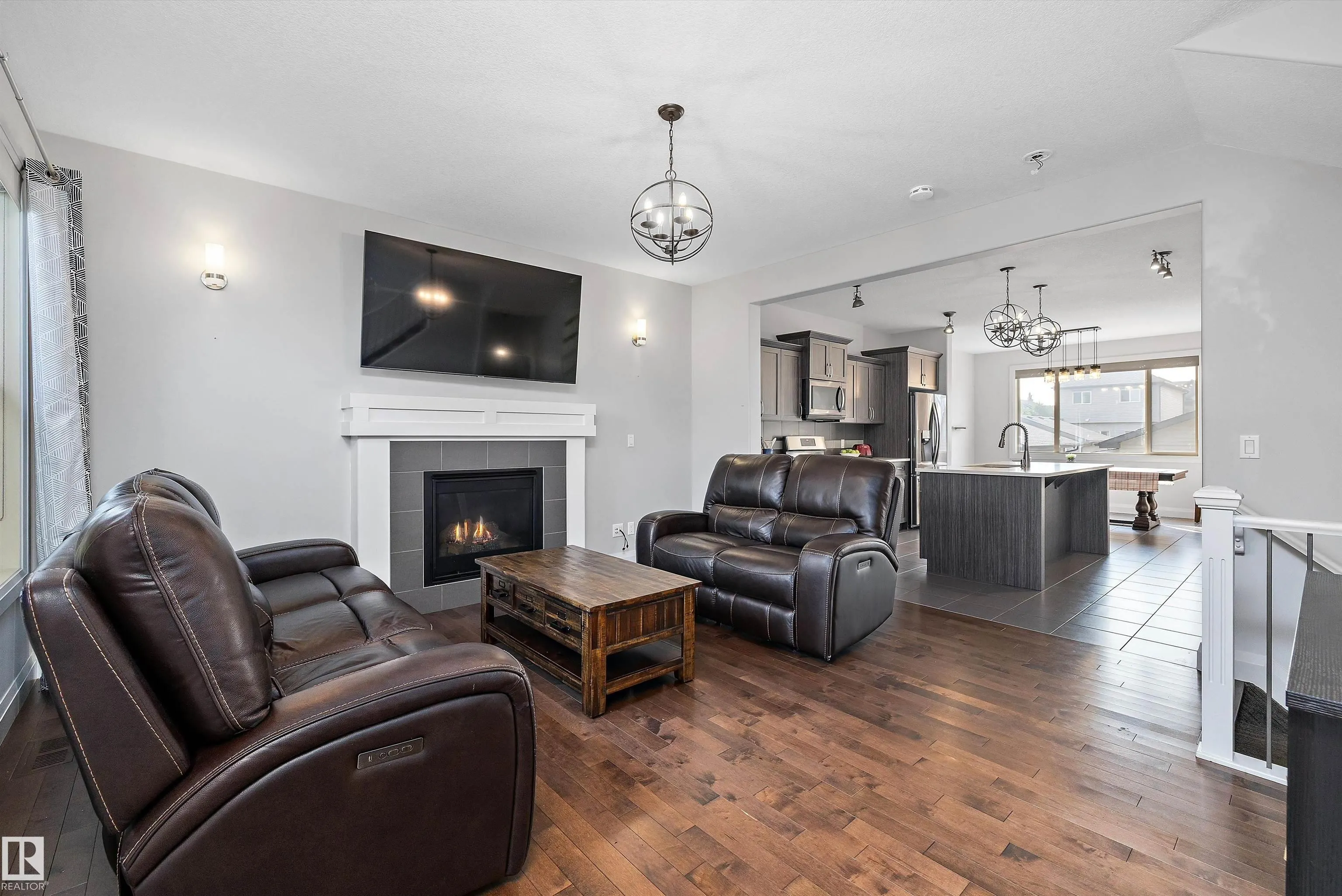 84 GREENBURY Boulevard