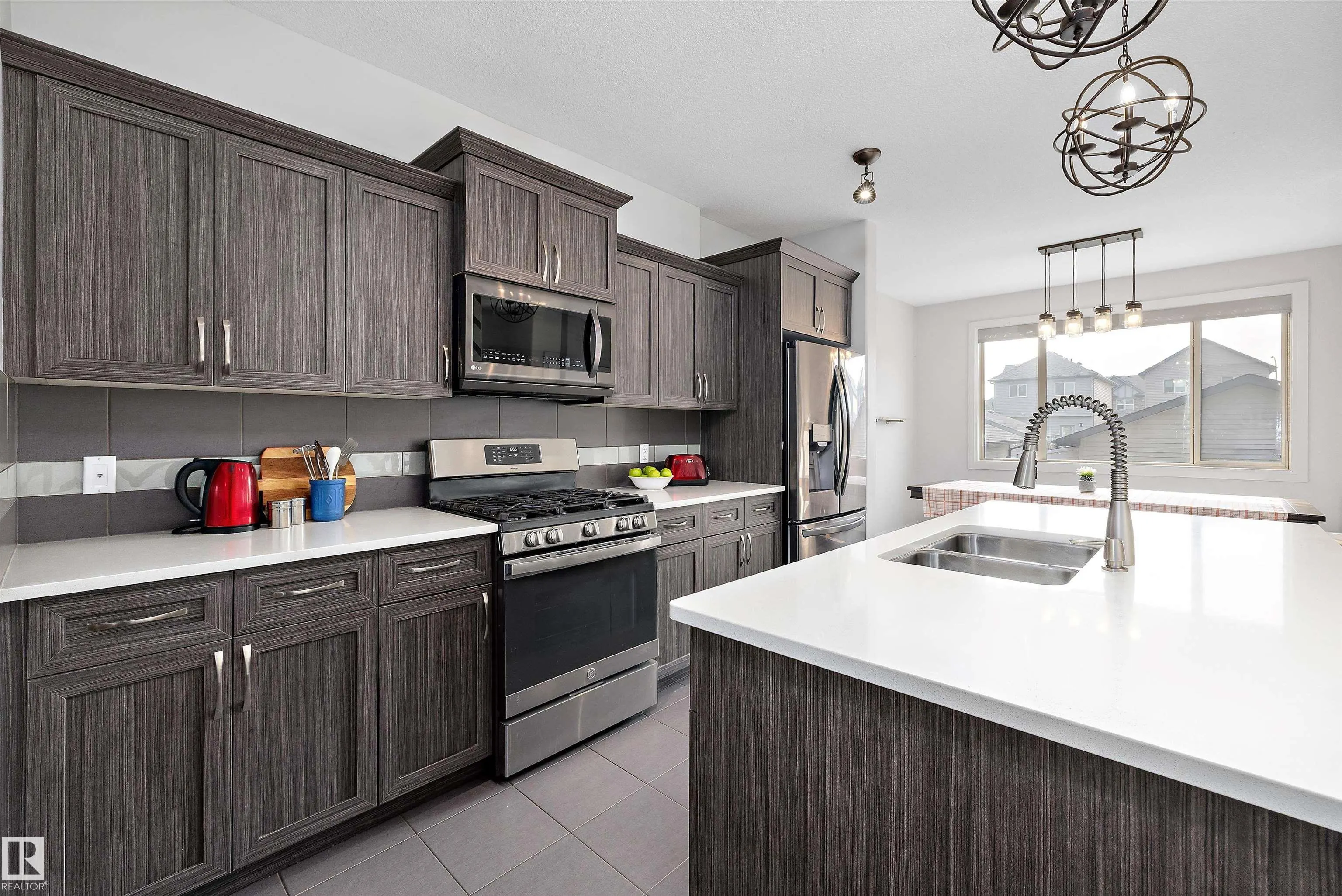 84 GREENBURY Boulevard