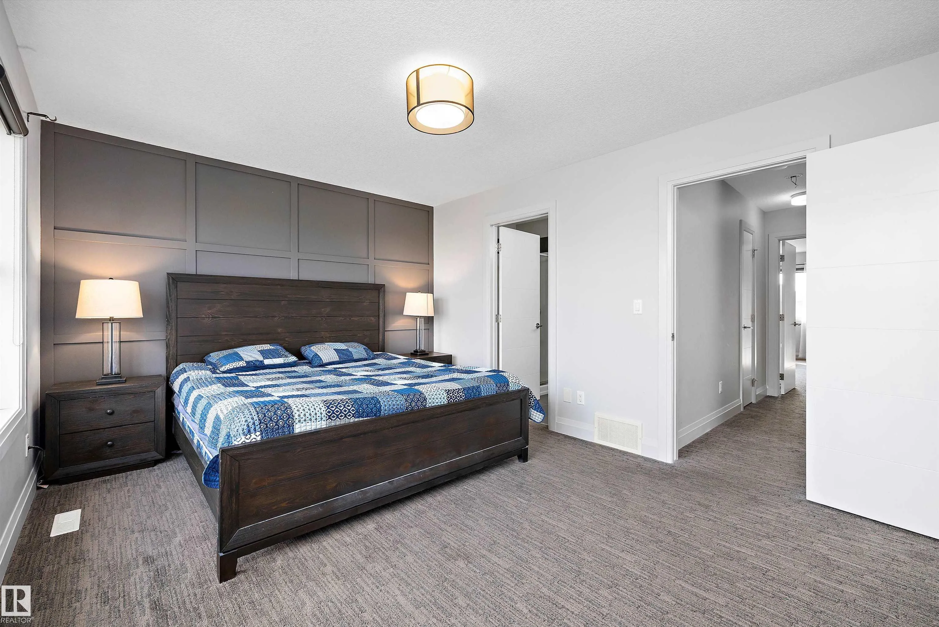 84 GREENBURY Boulevard