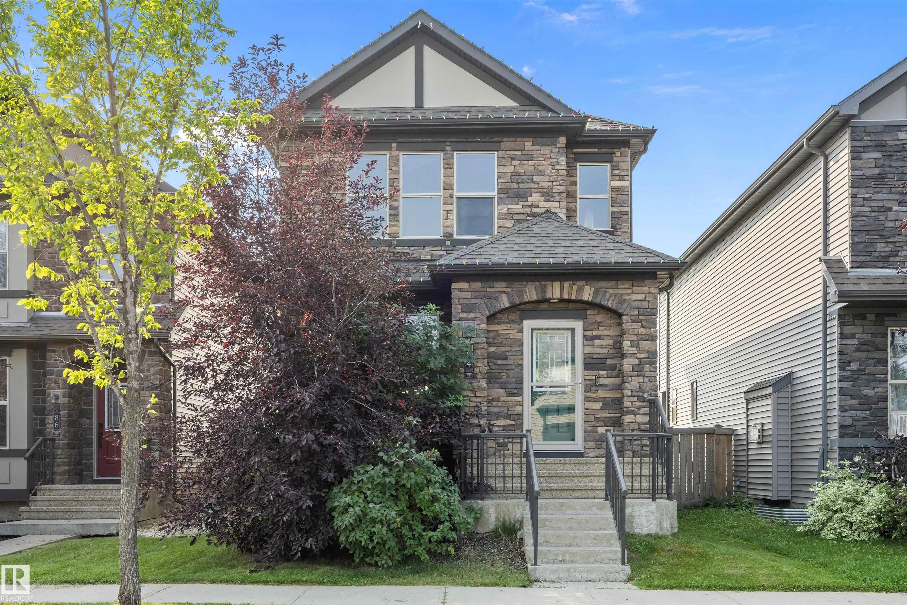 84 GREENBURY Boulevard