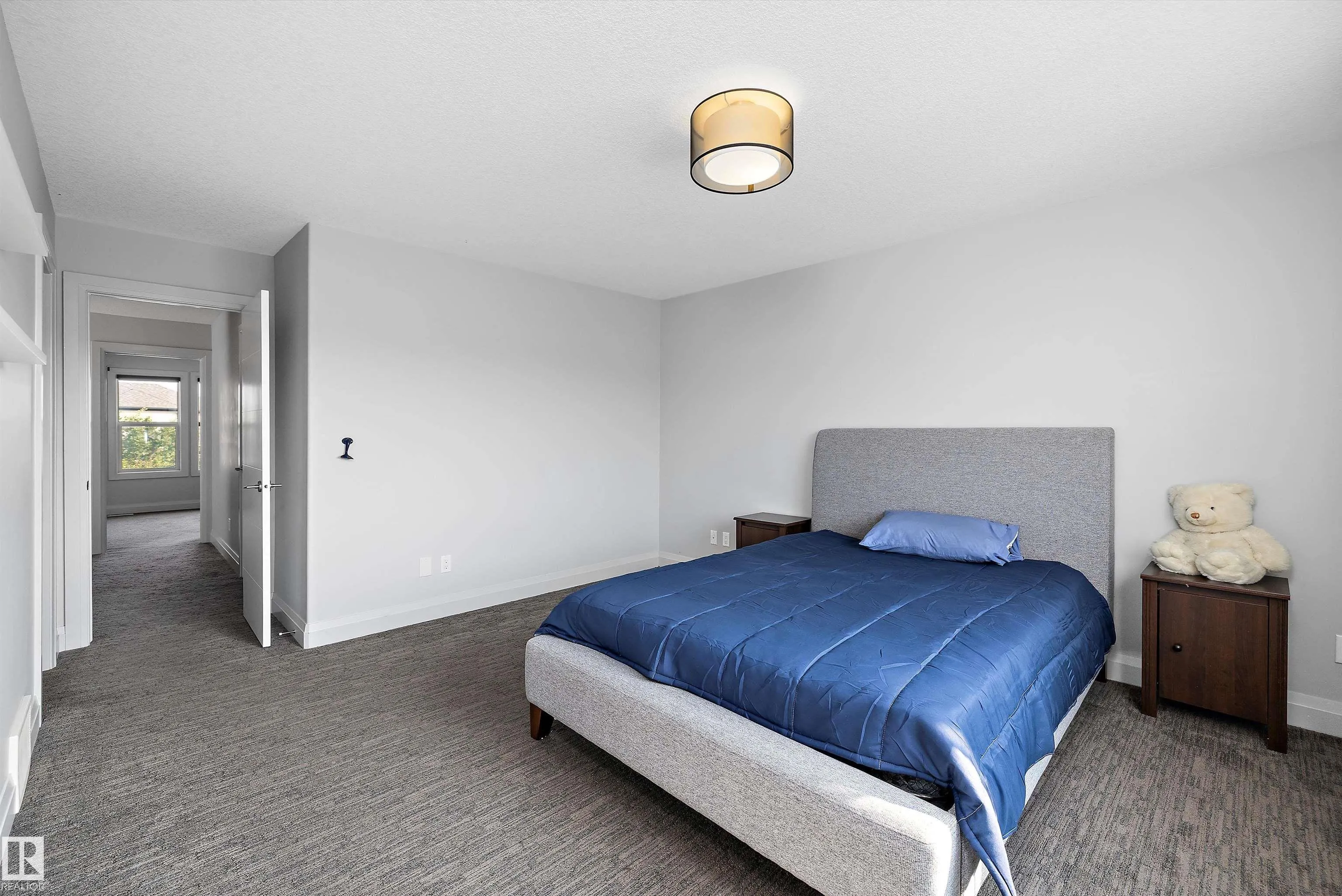 84 GREENBURY Boulevard