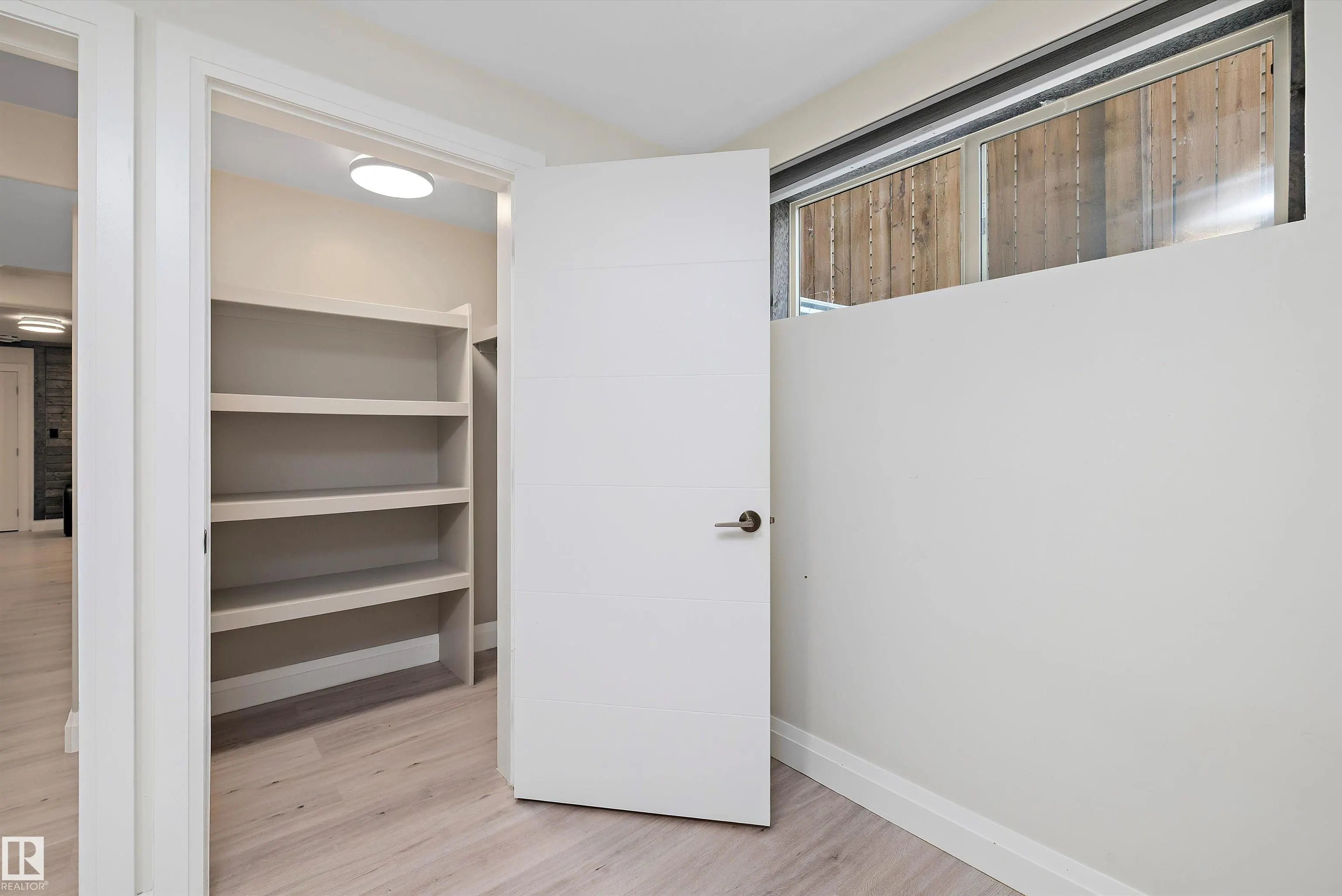 84 GREENBURY Boulevard