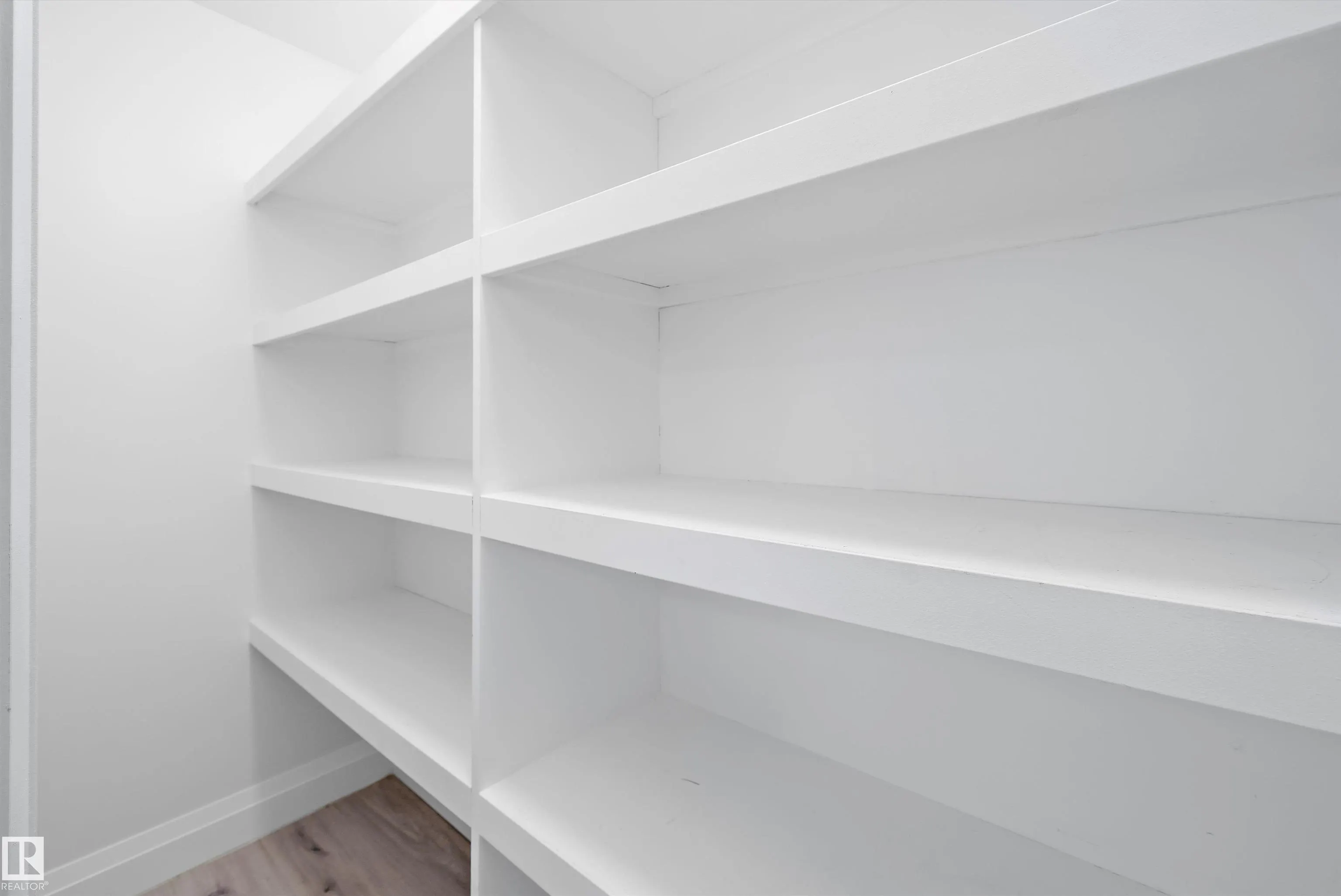 84 GREENBURY Boulevard