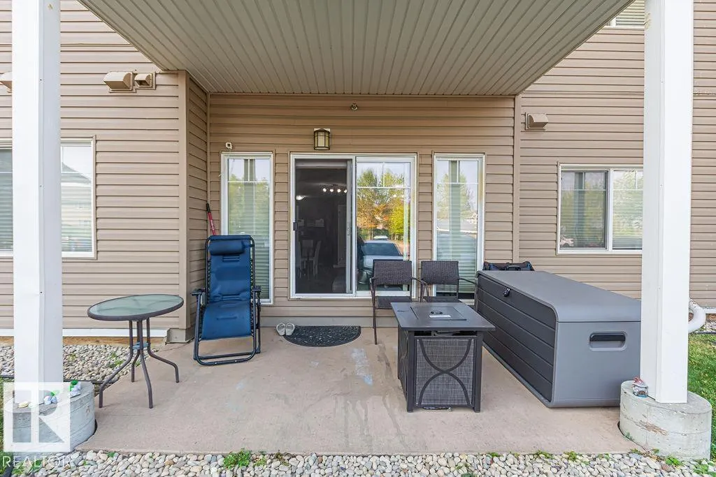 271 CHARLOTTE Way