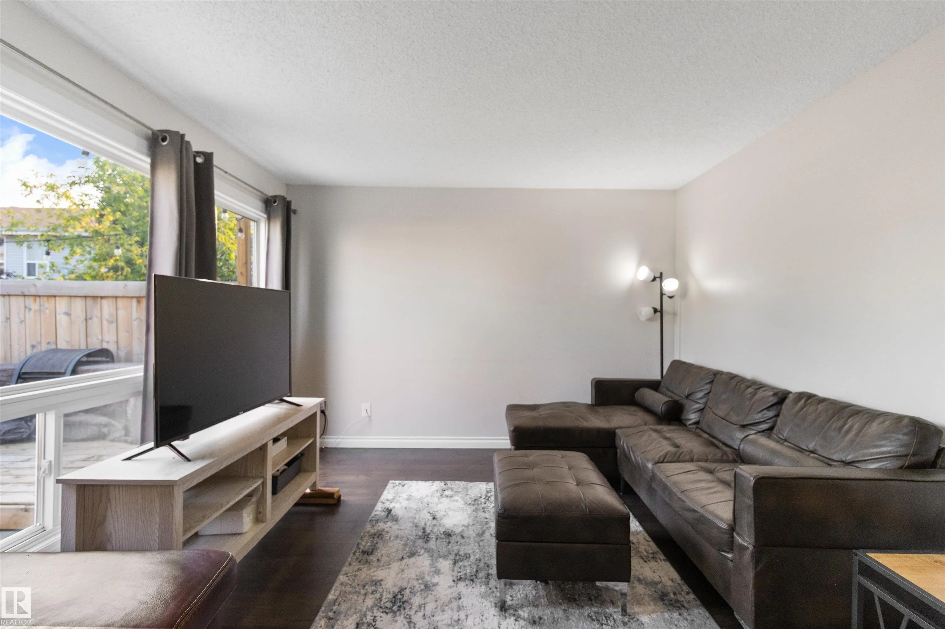 199 GRANDIN Village