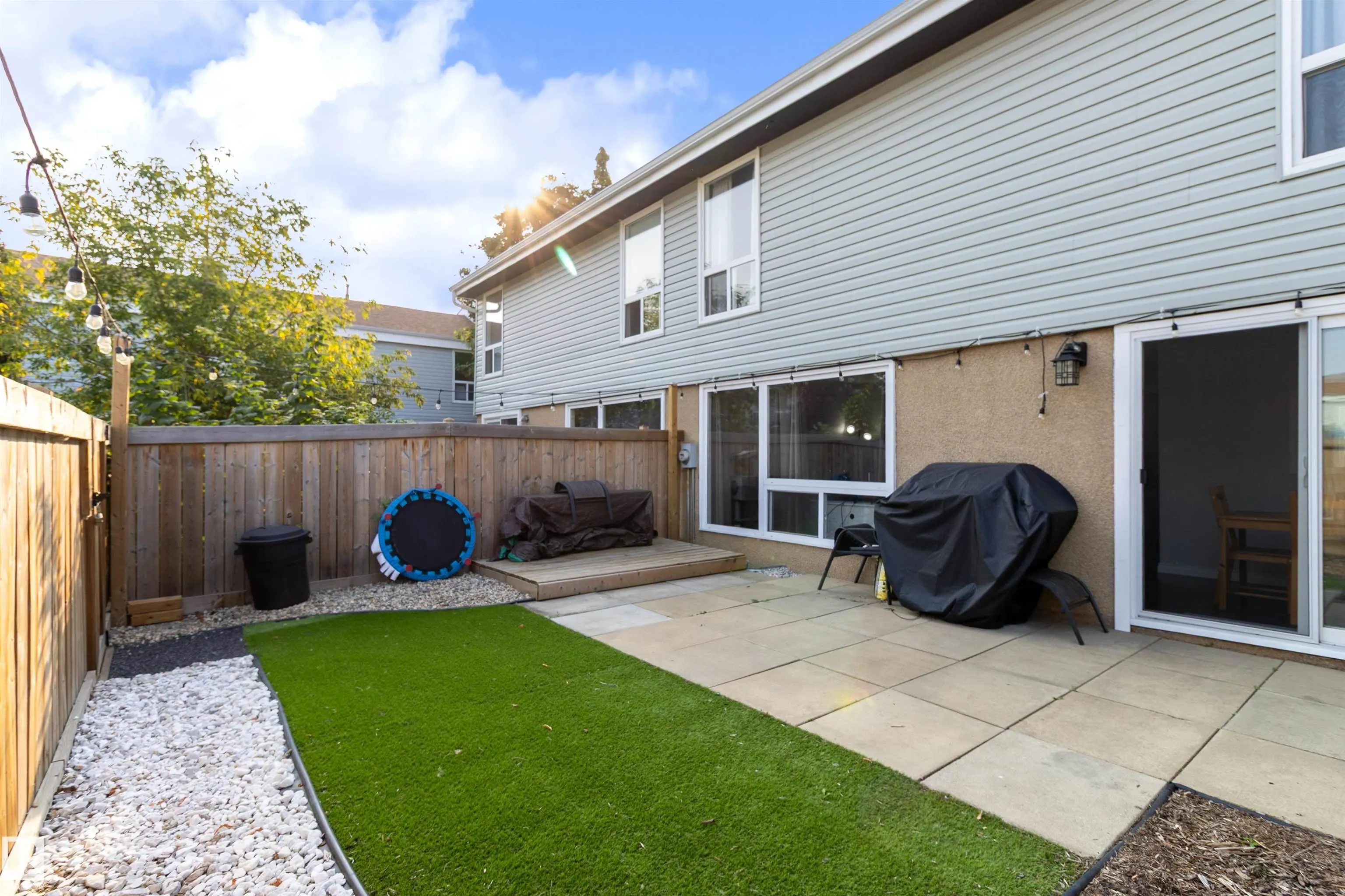 199 GRANDIN Village