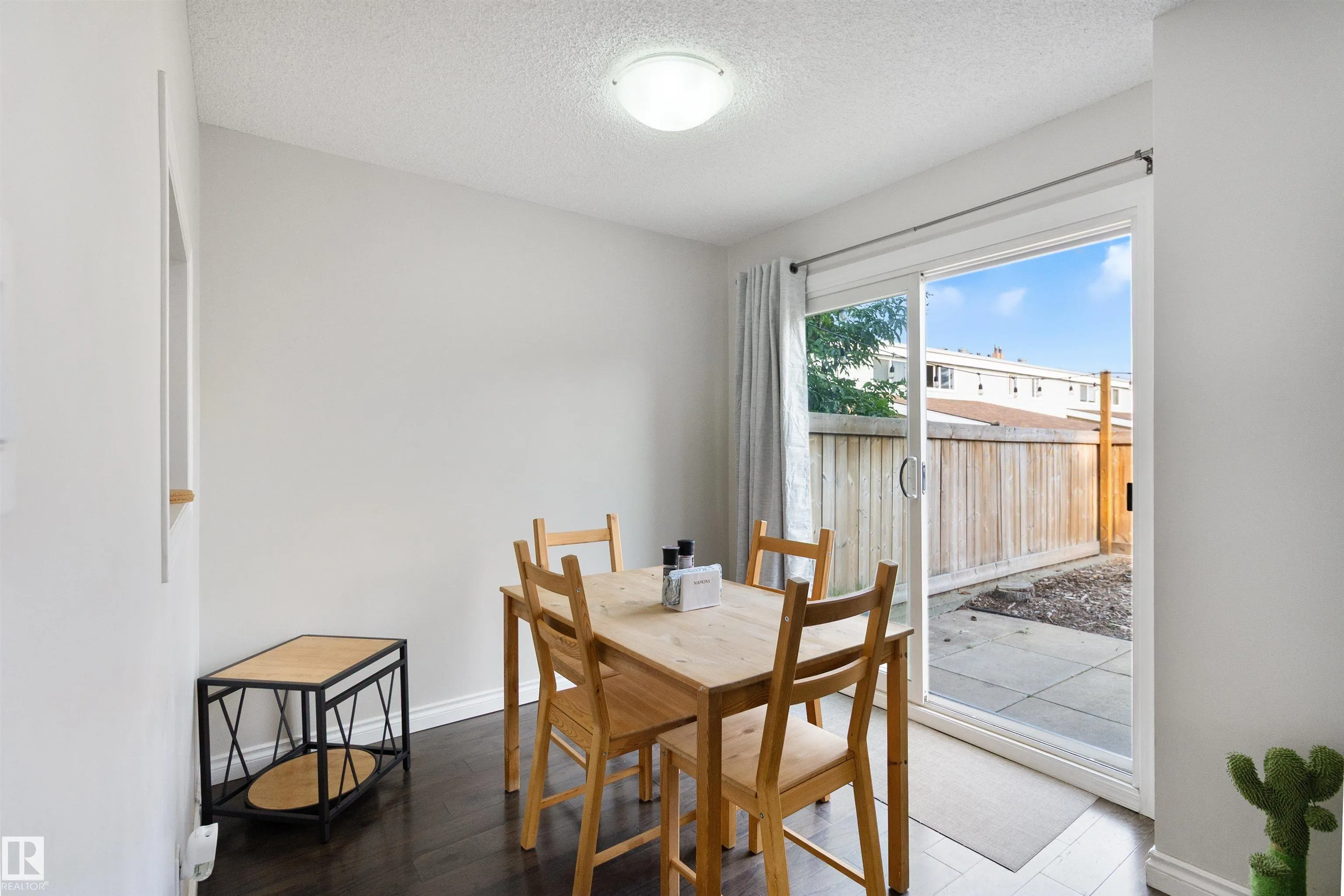 199 GRANDIN Village