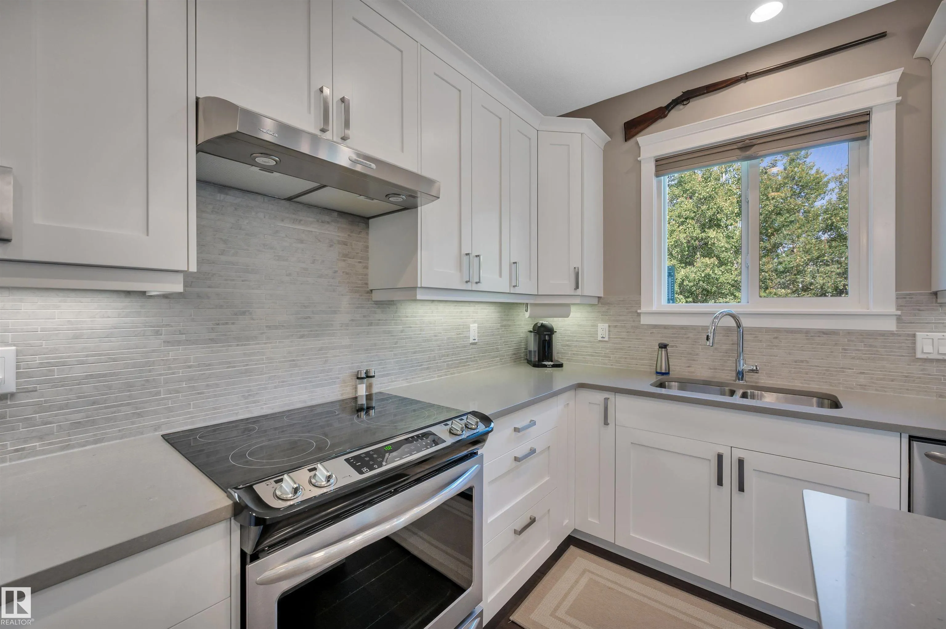 105 CRESTHAVEN Grove