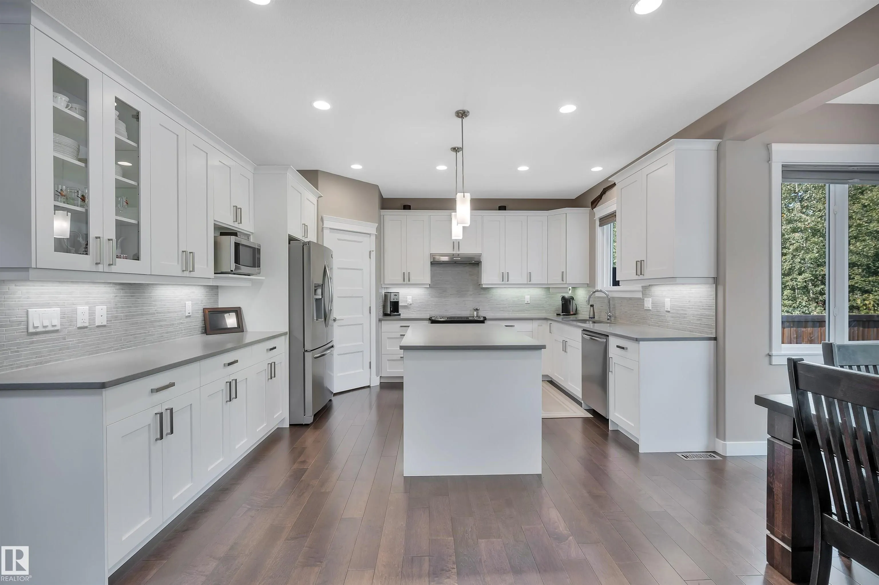 105 CRESTHAVEN Grove