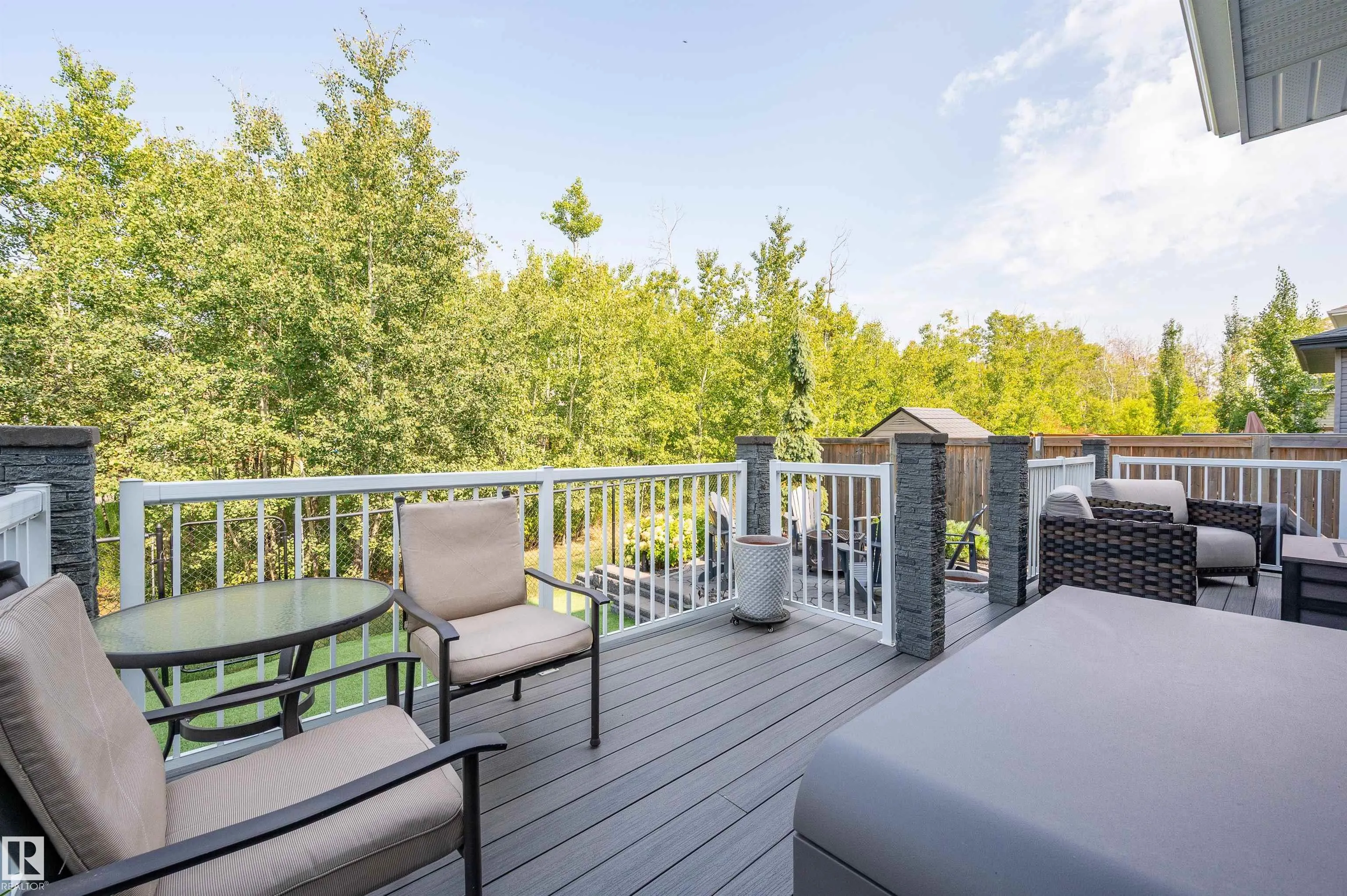 105 CRESTHAVEN Grove