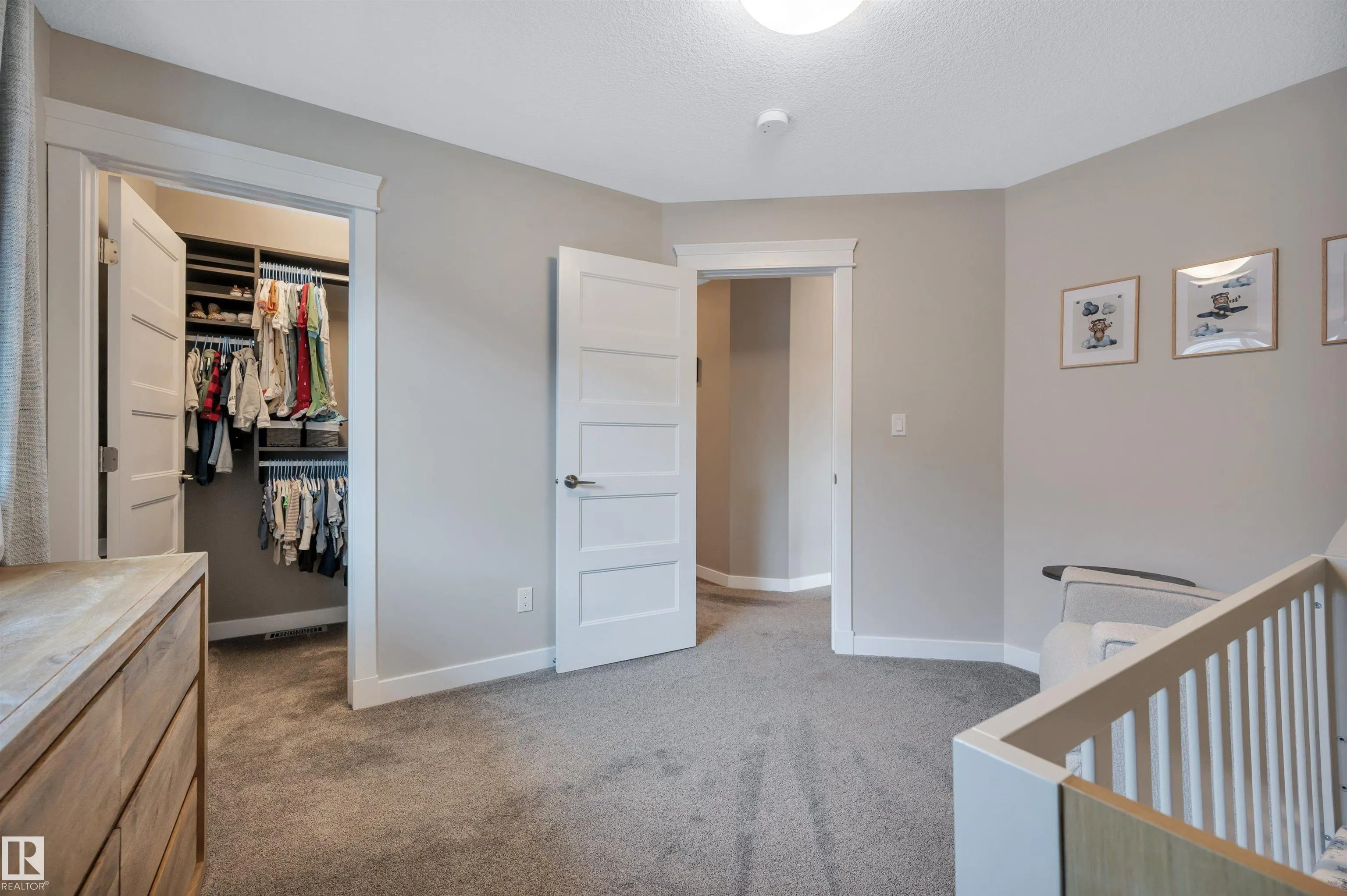 105 CRESTHAVEN Grove