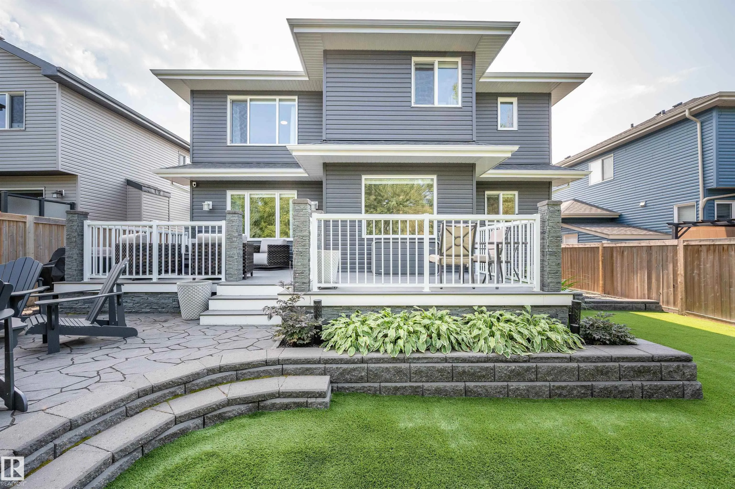 105 CRESTHAVEN Grove