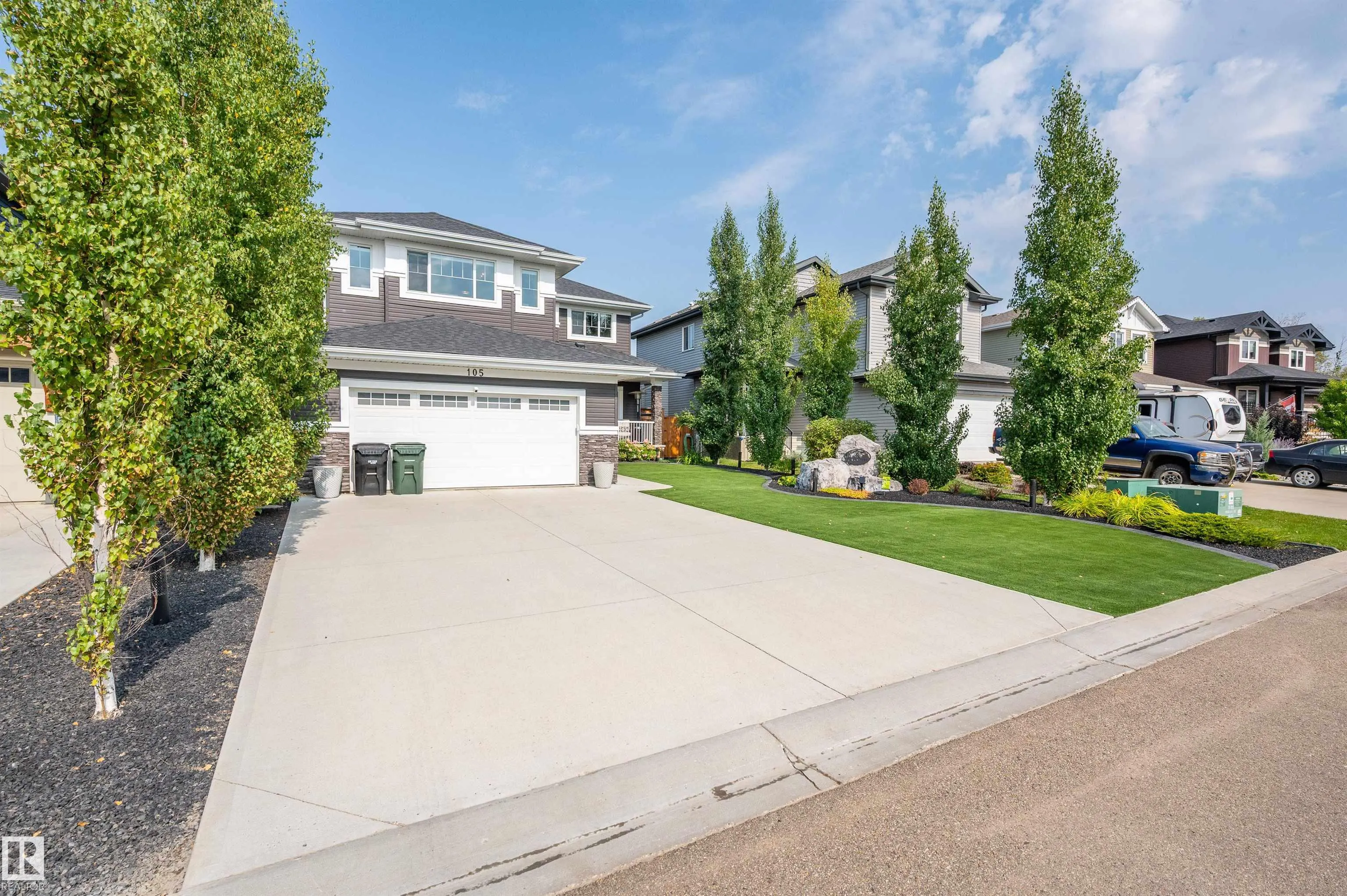 105 CRESTHAVEN Grove