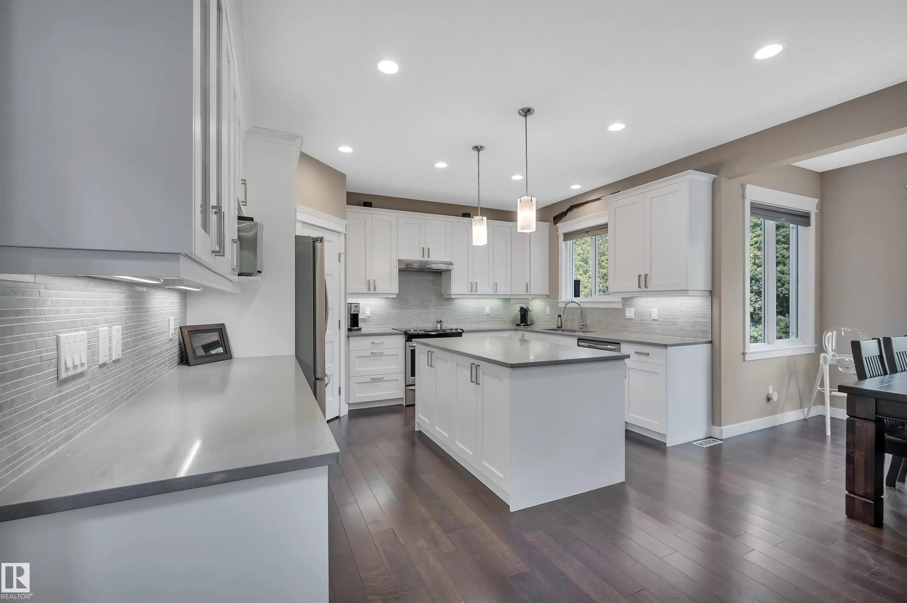 105 CRESTHAVEN Grove