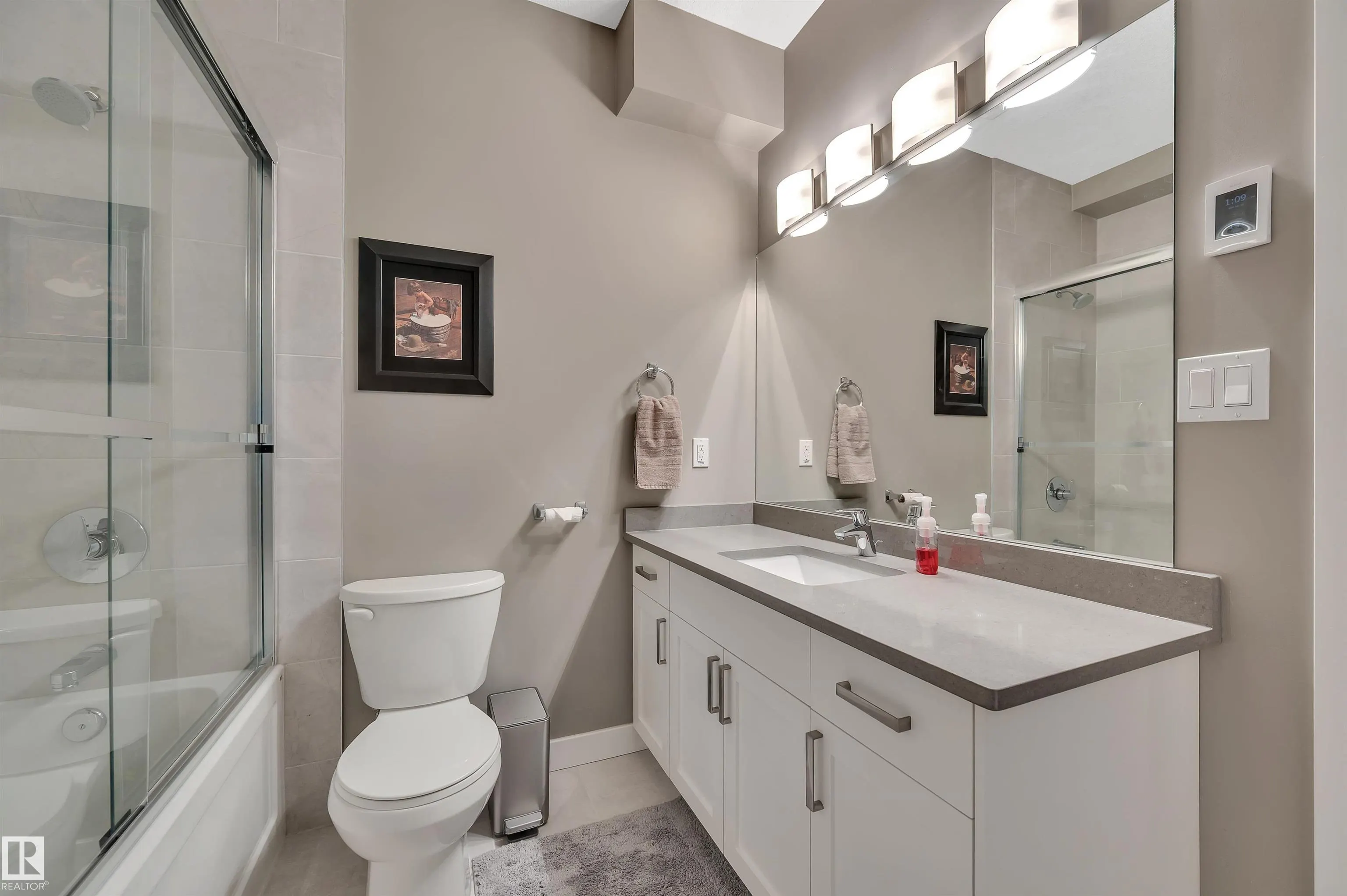 105 CRESTHAVEN Grove