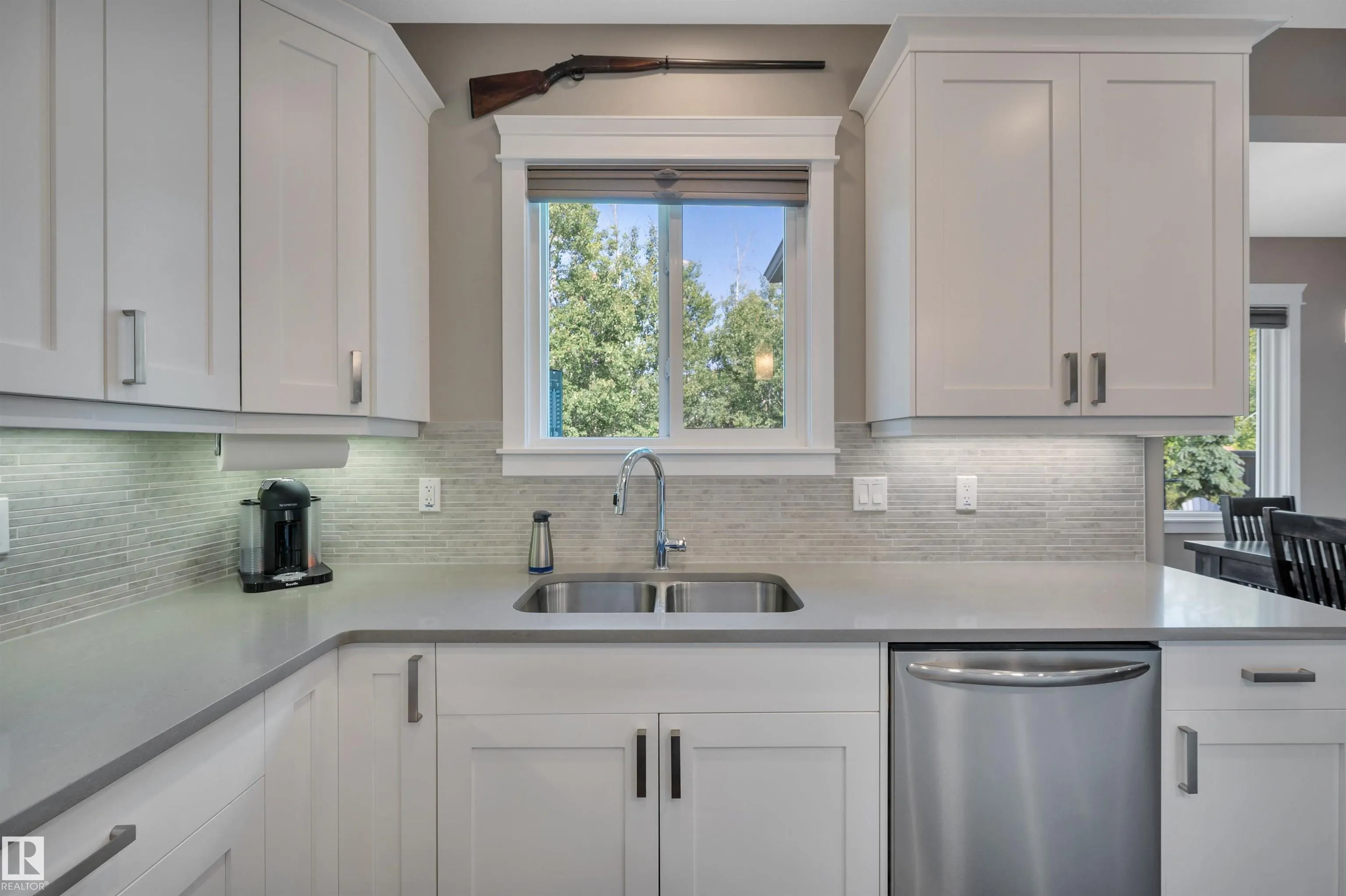 105 CRESTHAVEN Grove