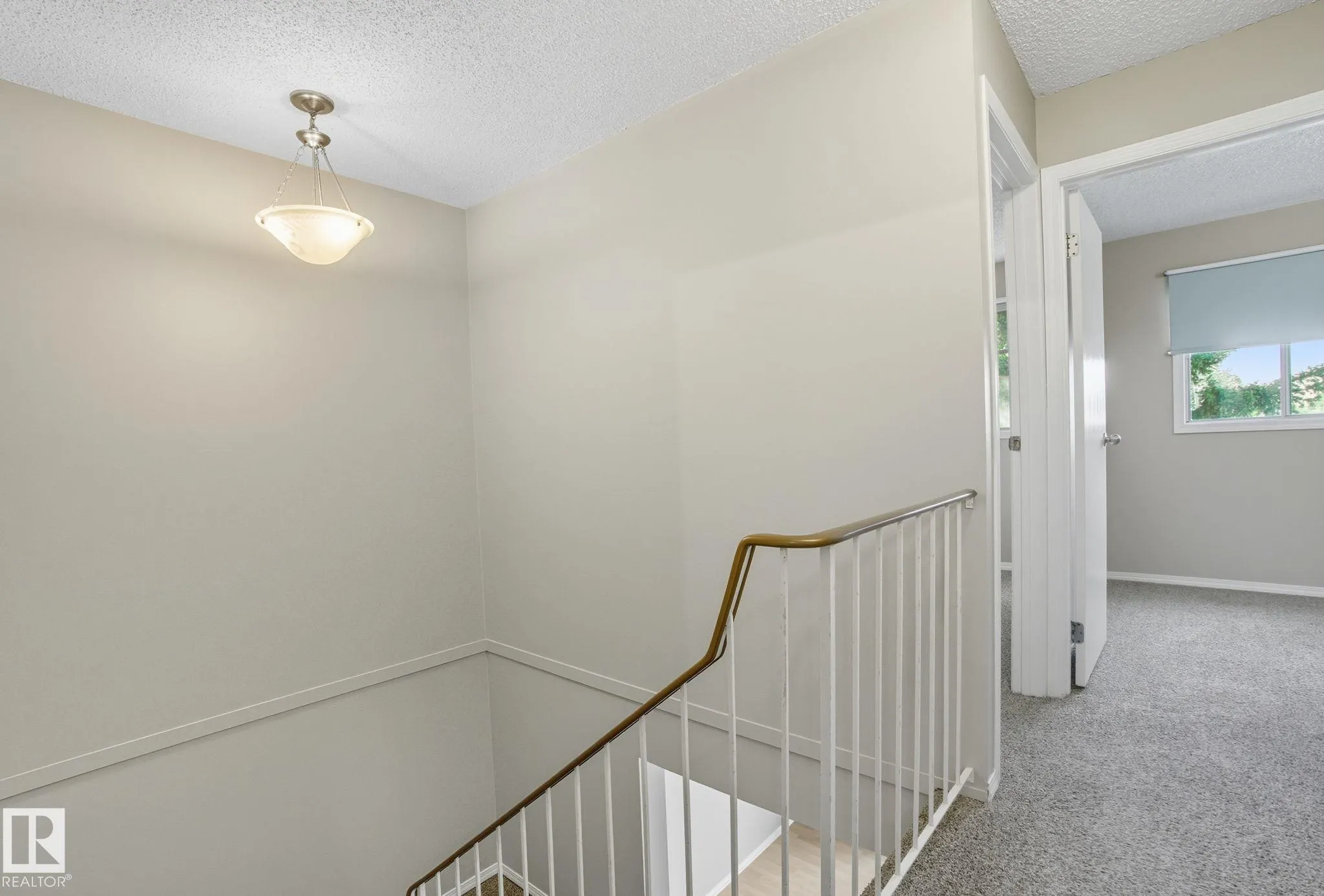 121 KIRKWOOD Way