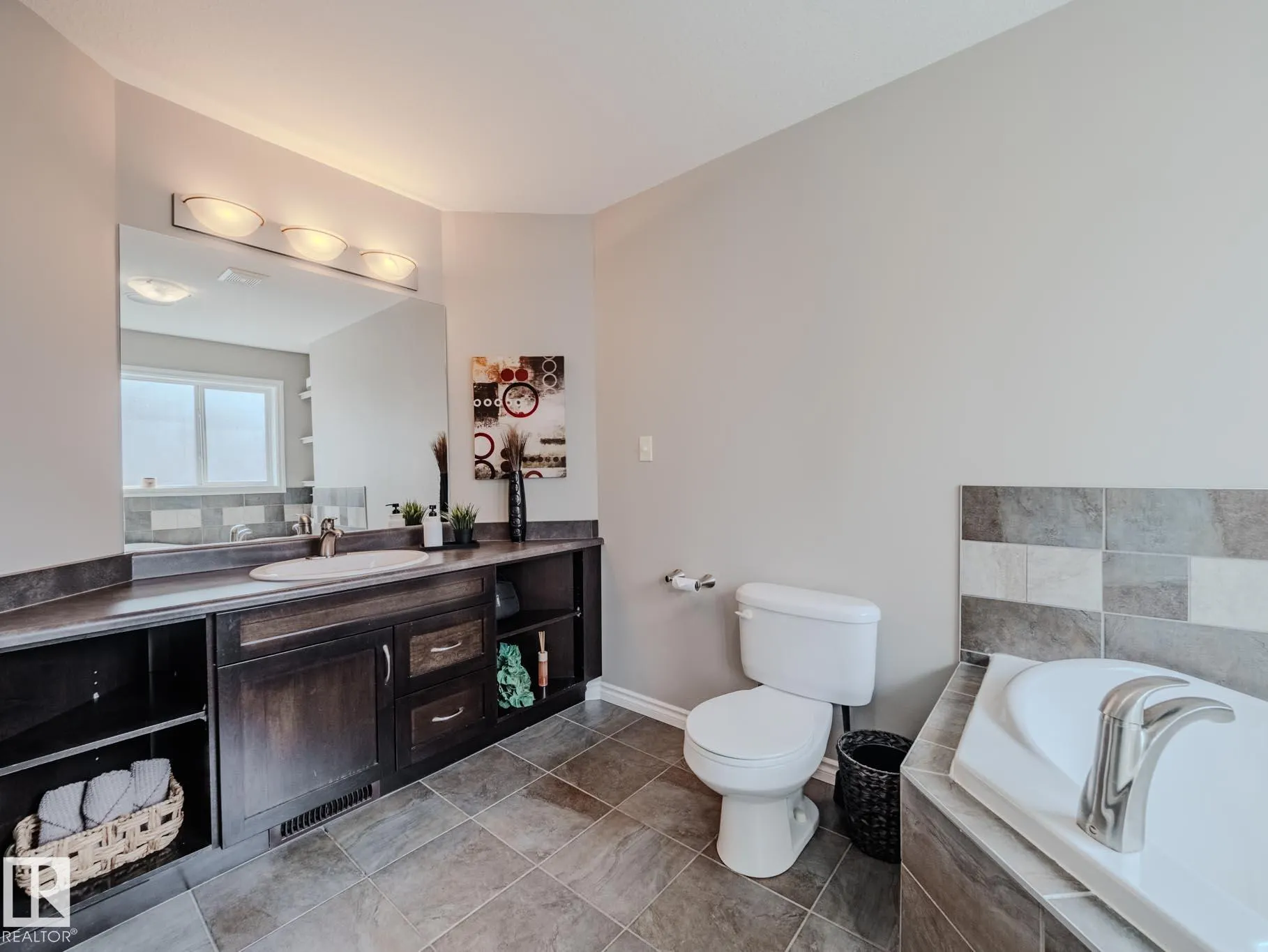 130 RUE MARQUET