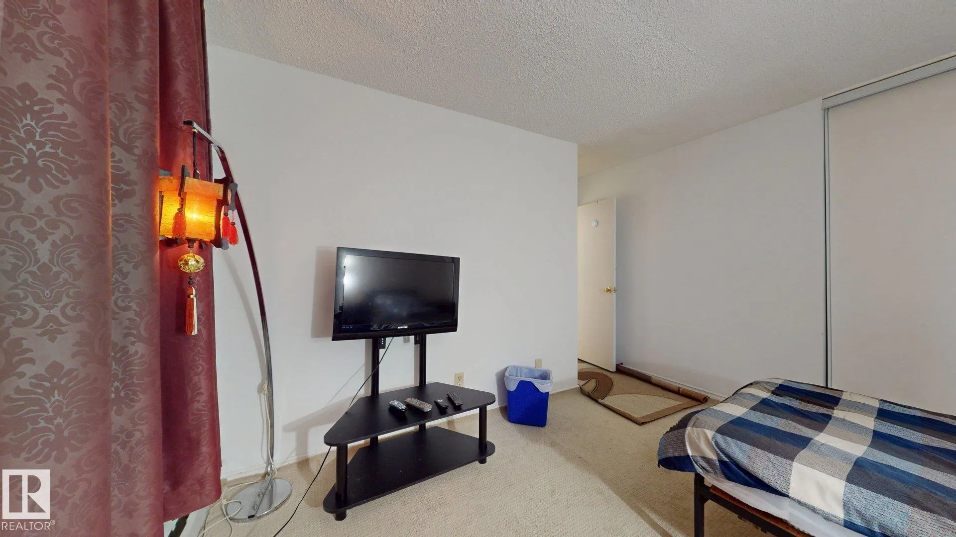 9028 JASPER Avenue