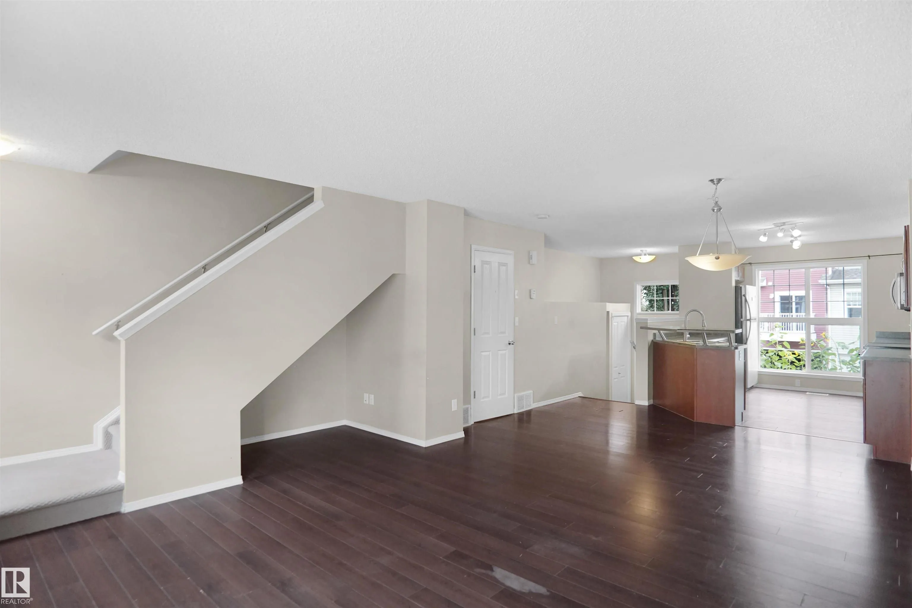 5604 199 ST