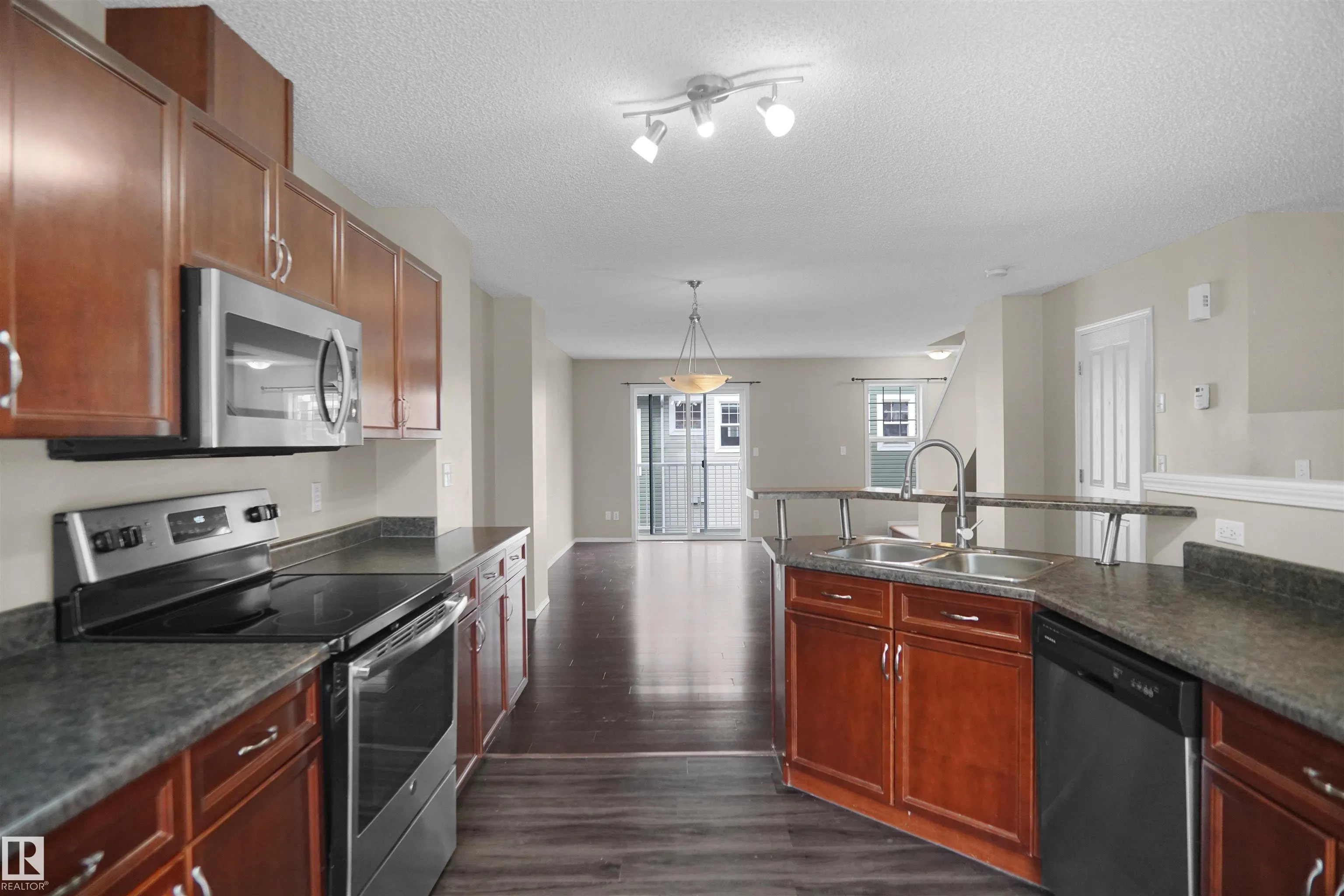 5604 199 ST